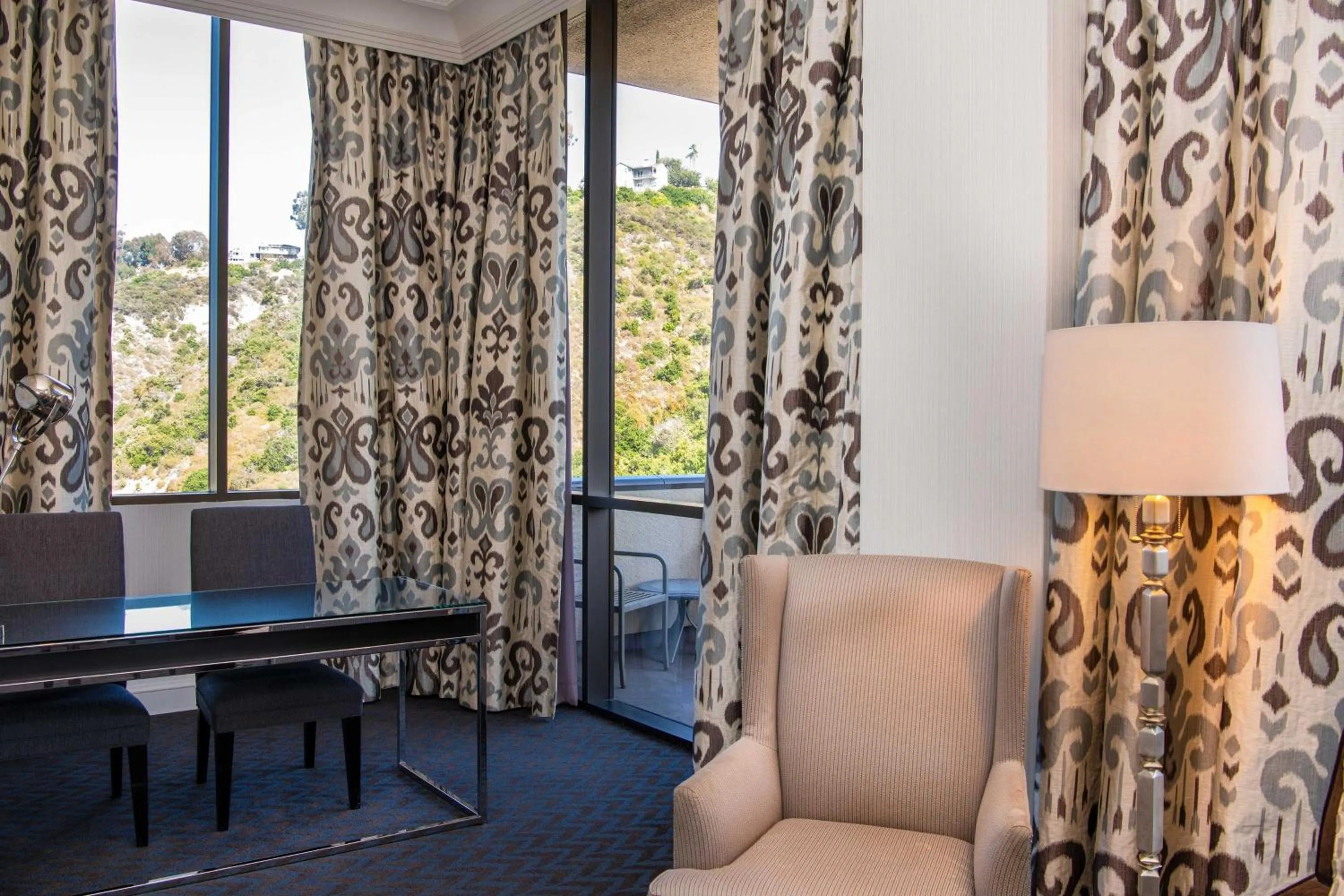 Photo of the whole room in Sheraton Mission Valley San Diego Hotel