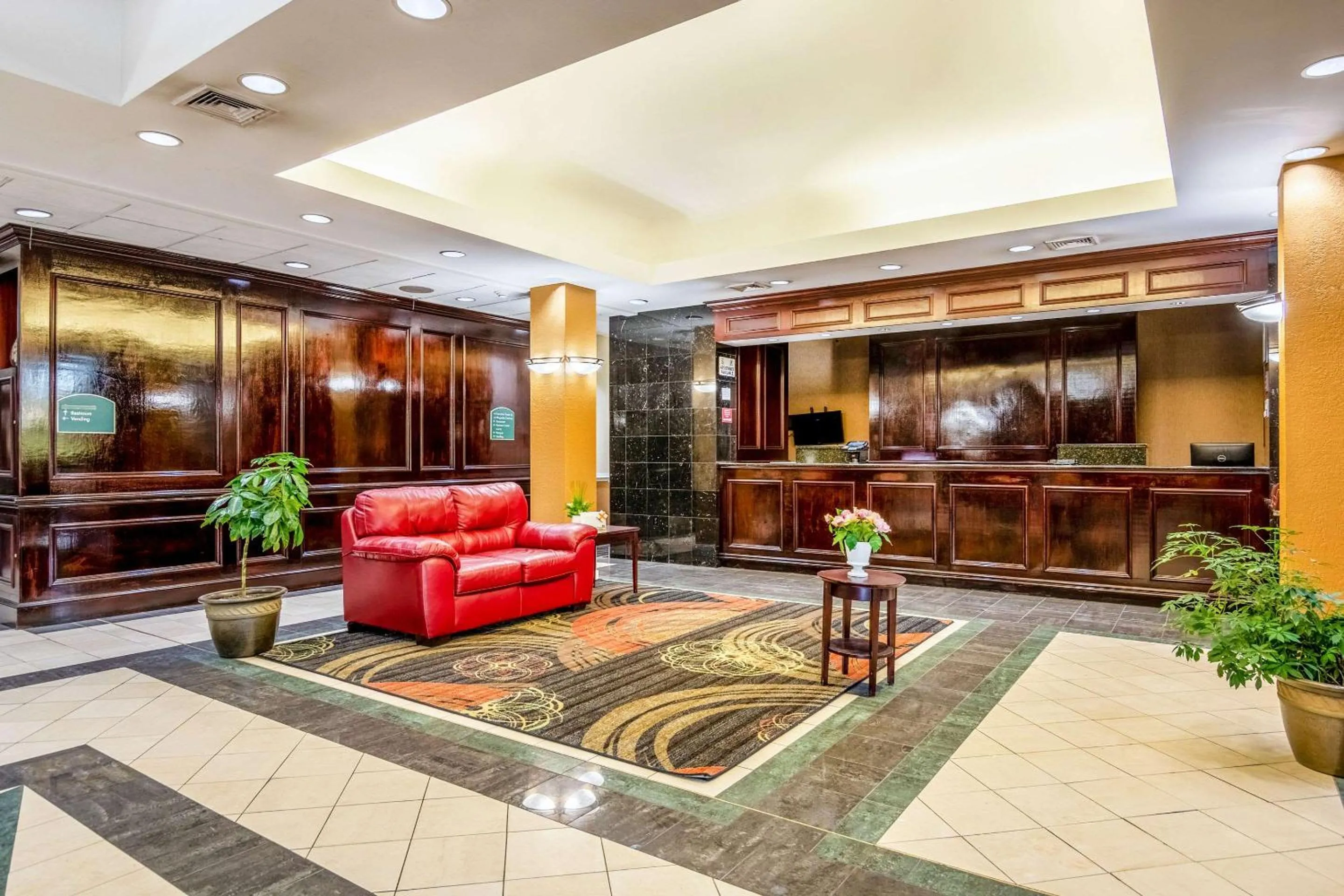 Lobby or reception, Lobby/Reception in Rodeway Inn Central