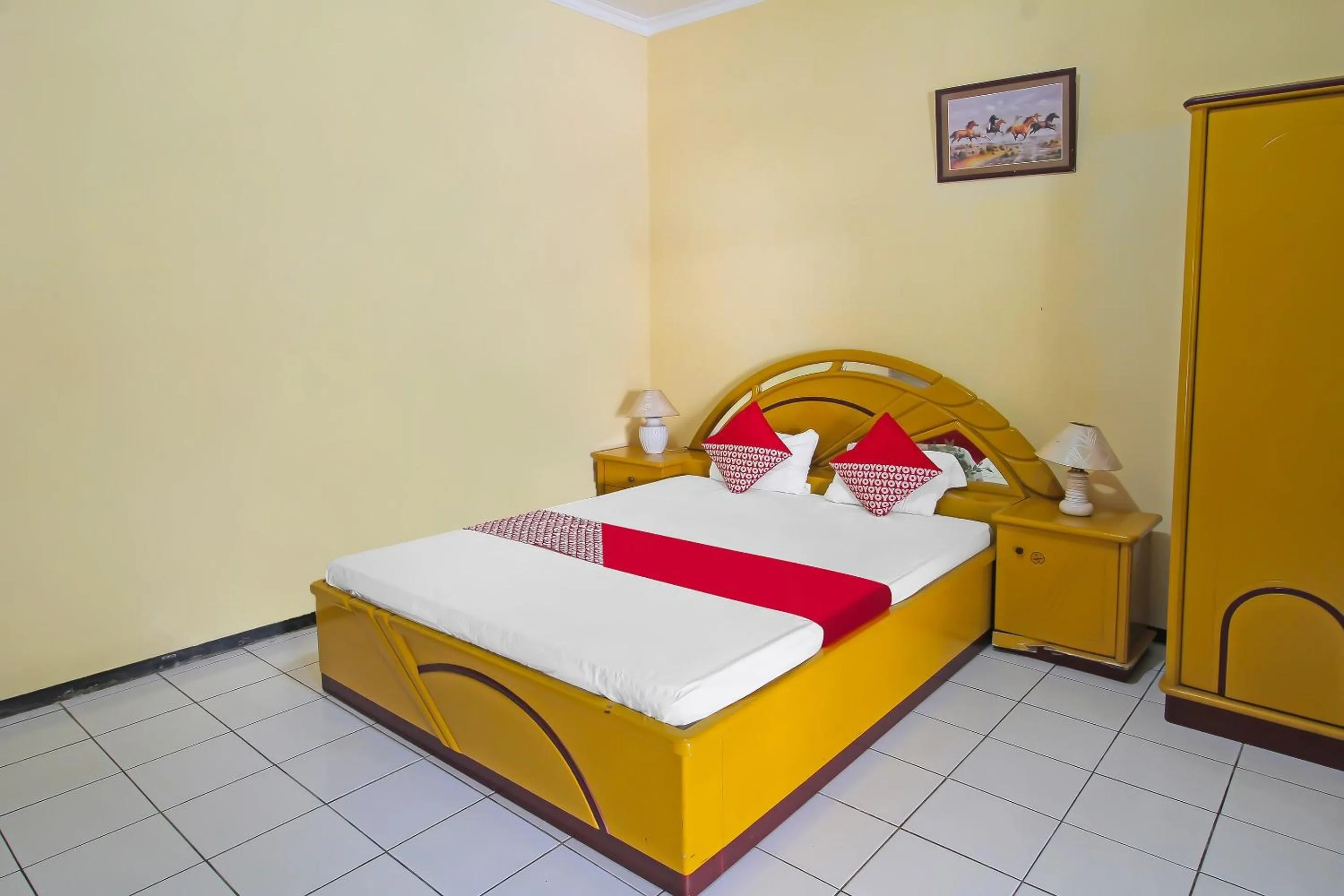 Bedroom, Bed in OYO 1984 Hotel Istana Family Syariah