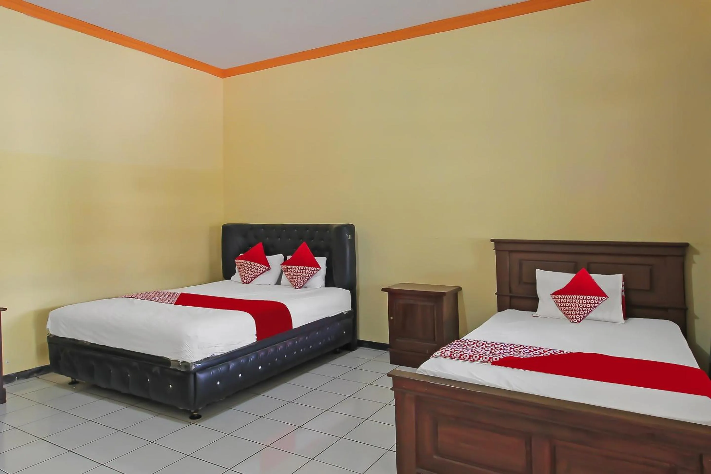 Bedroom, Bed in OYO 1984 Hotel Istana Family Syariah