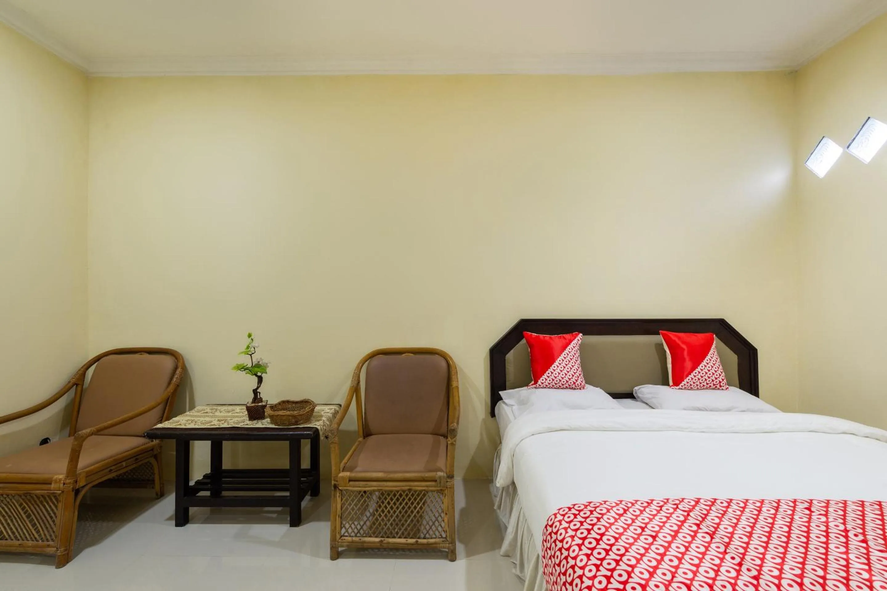 Bedroom in Hotel O Bromo Hill