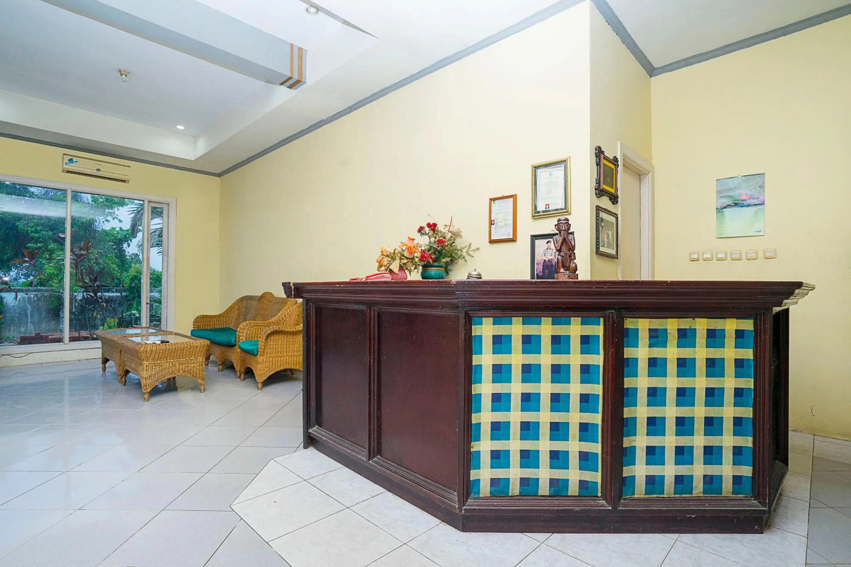 Lobby or reception, Lobby/Reception in OYO 1989 Hotel Pelangi Harapan