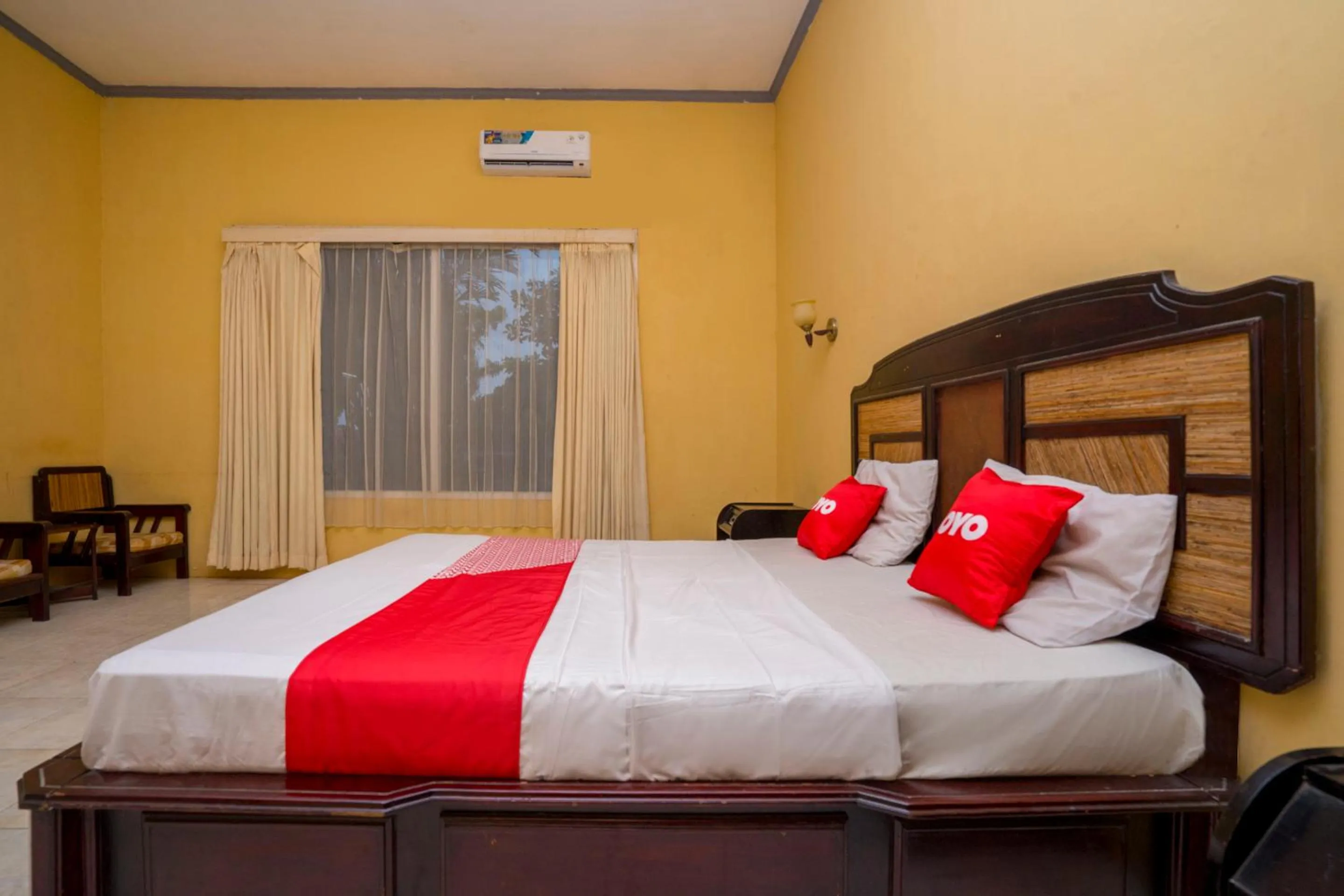 Bedroom in OYO 1989 Hotel Pelangi Harapan