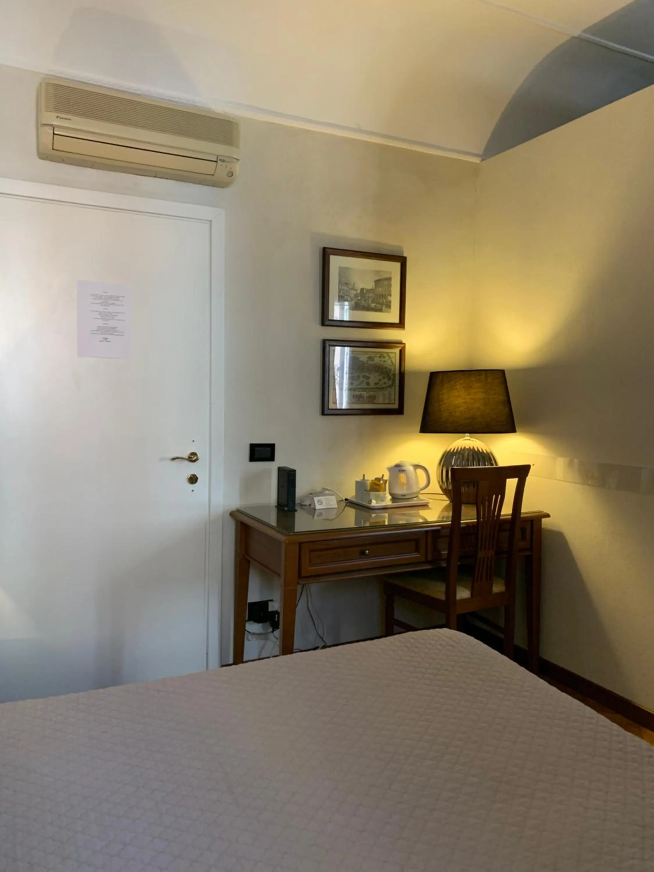 AL CAMPANIEL BED AND BREAKFAST