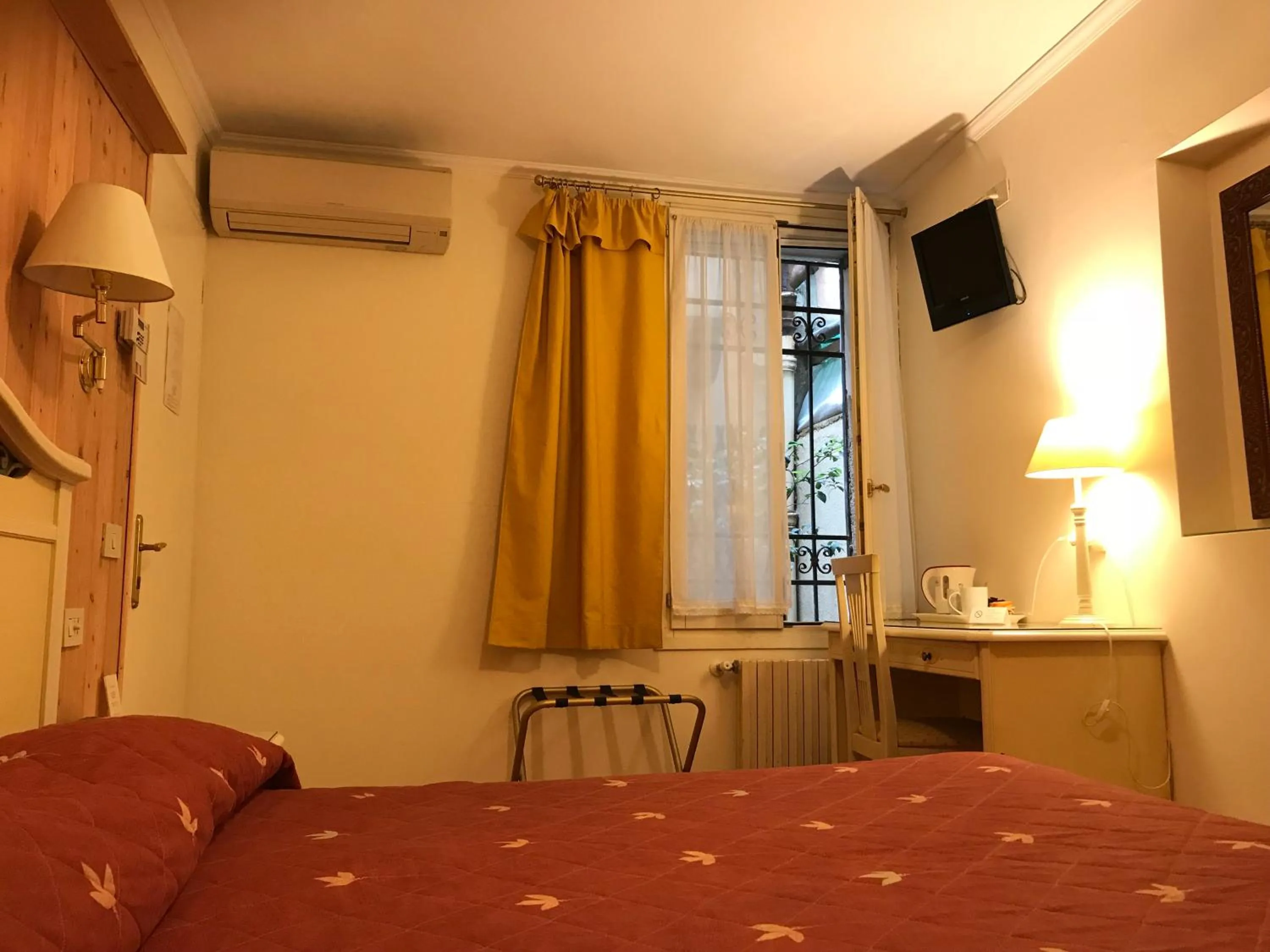 Property building in AL CAMPANIEL BED AND BREAKFAST