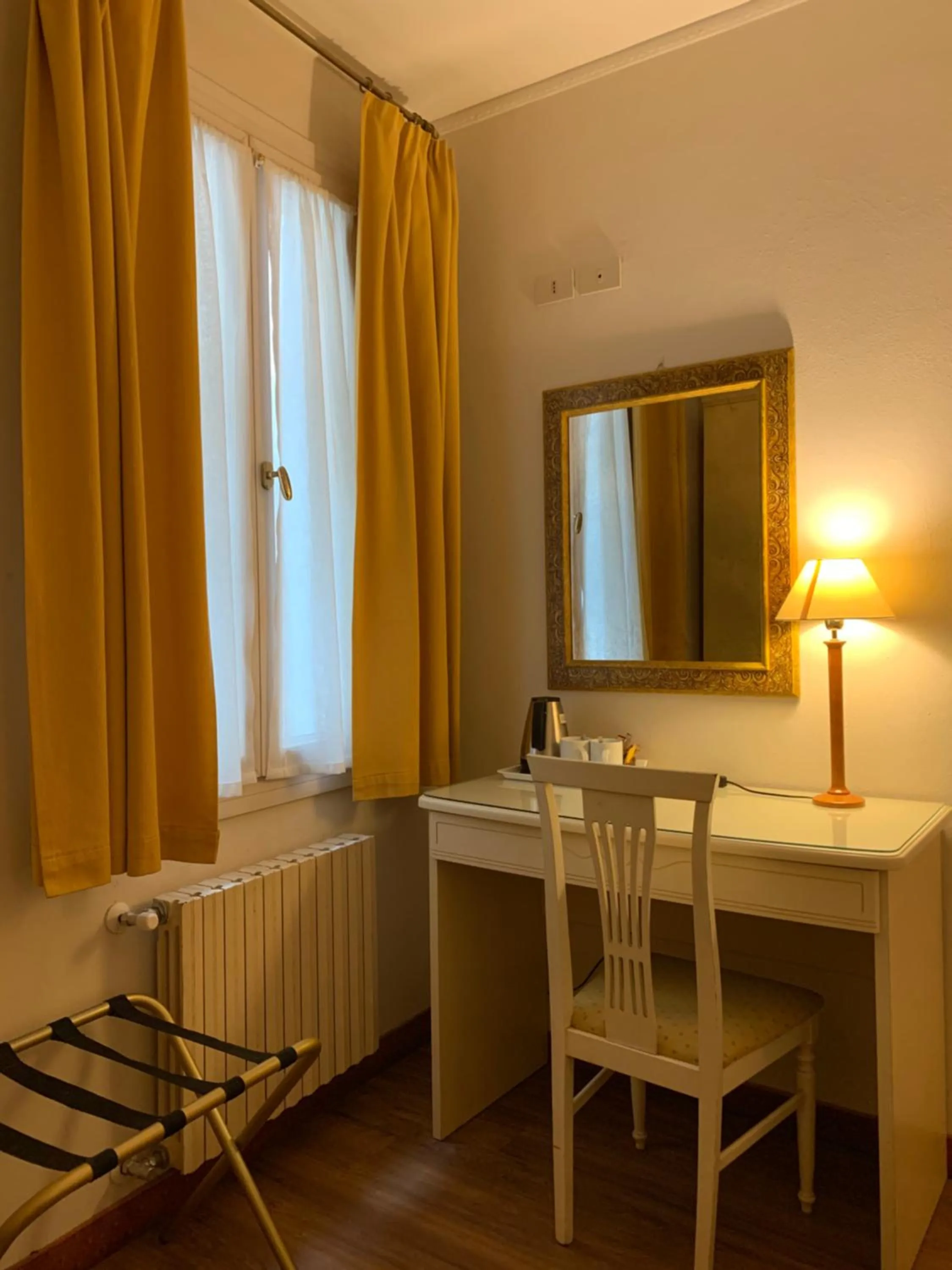 AL CAMPANIEL BED AND BREAKFAST