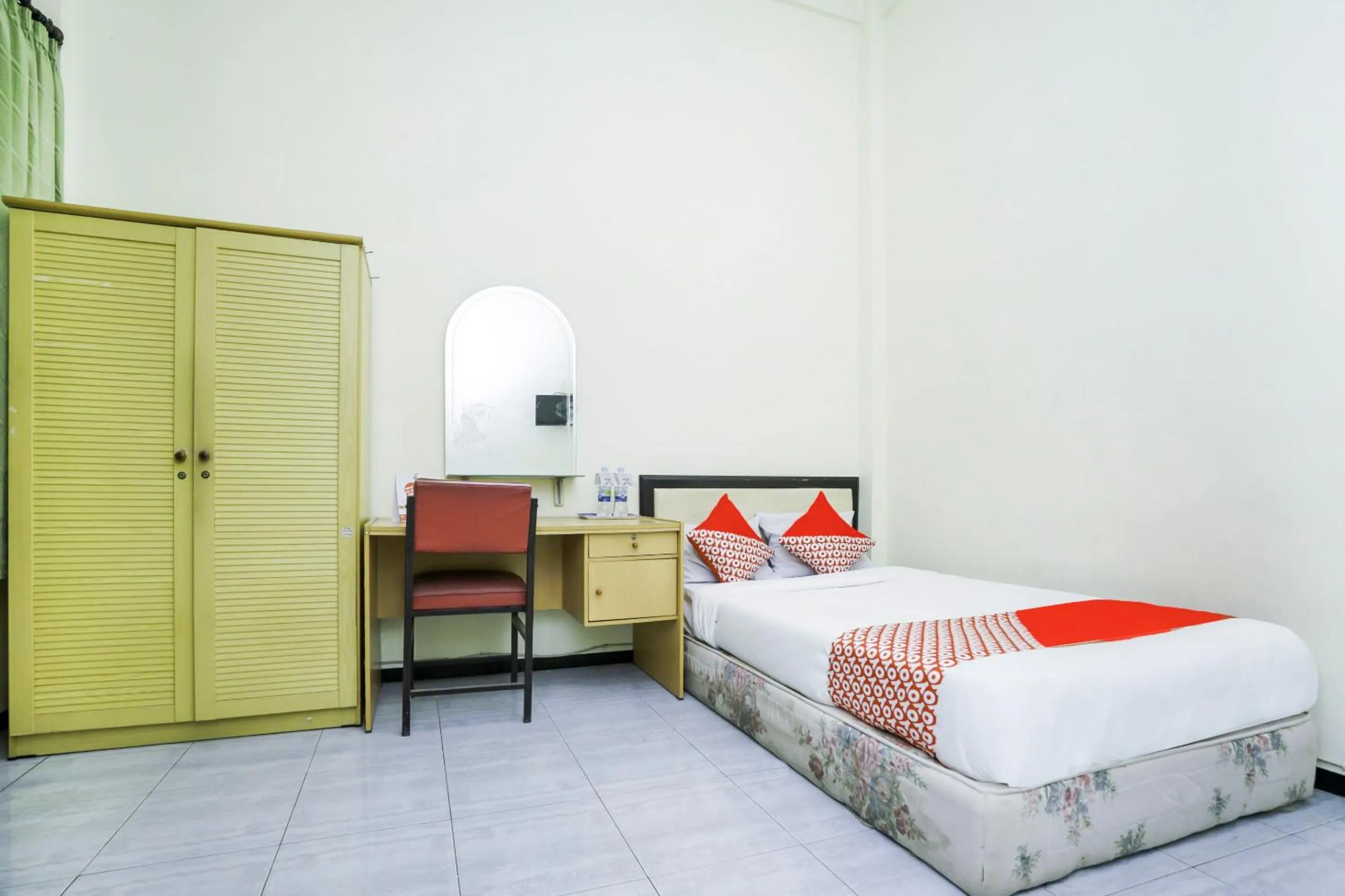 Bedroom in Hotel O Penginapan Bidara Syariah