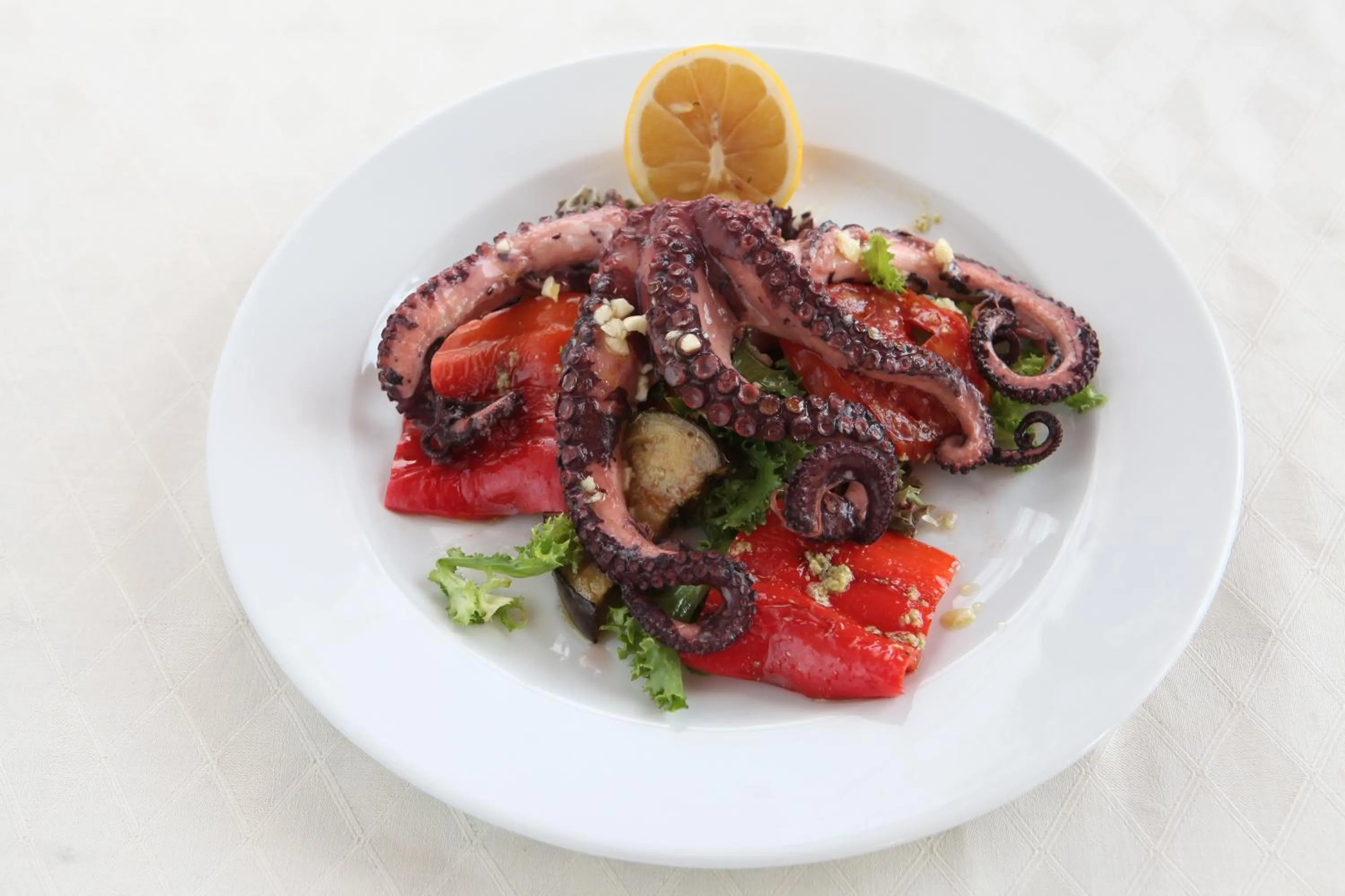 Restaurant/places to eat in Hotel Novella Uno