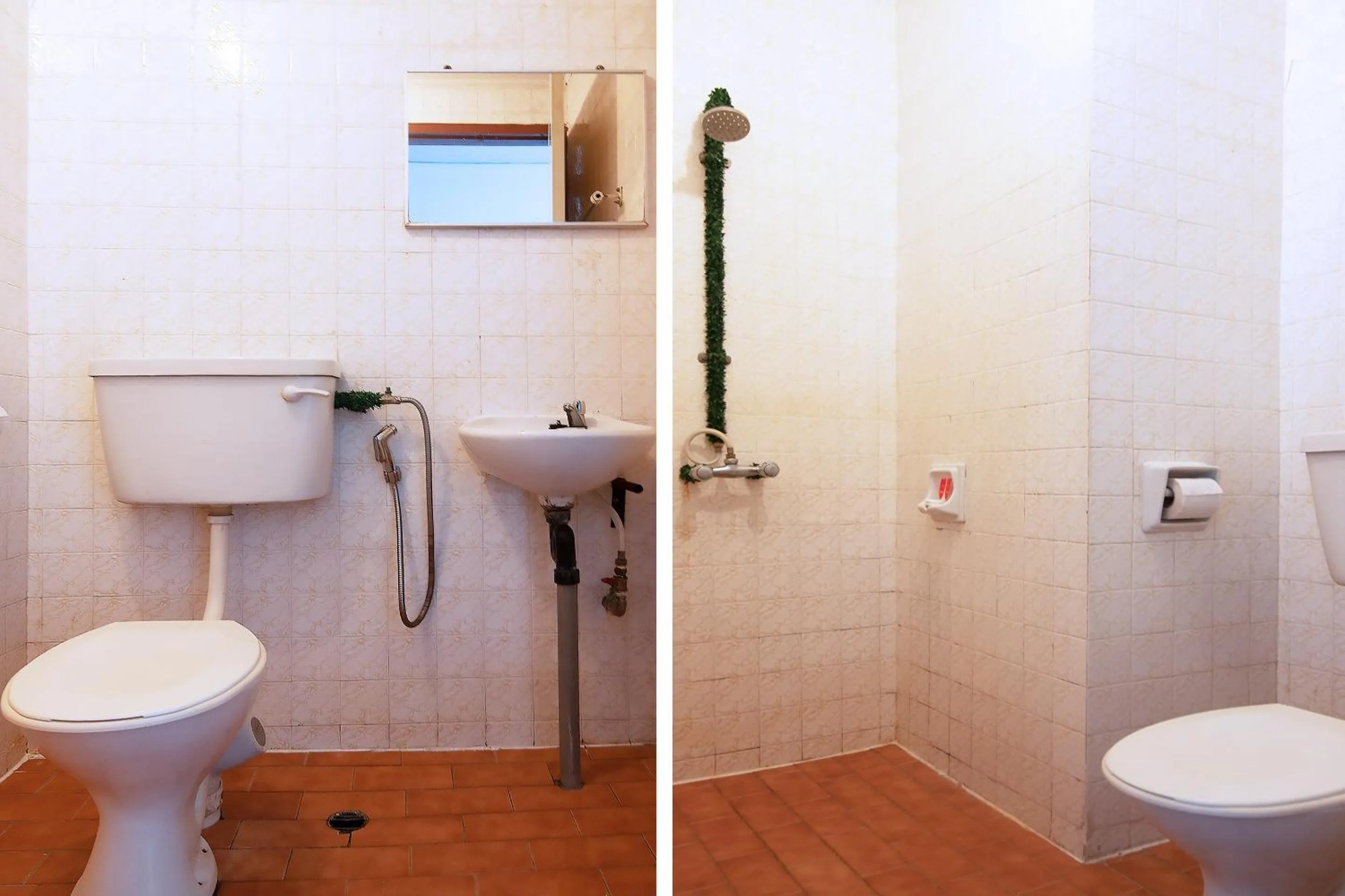 Bathroom in OYO 89577 Kristal Hotel