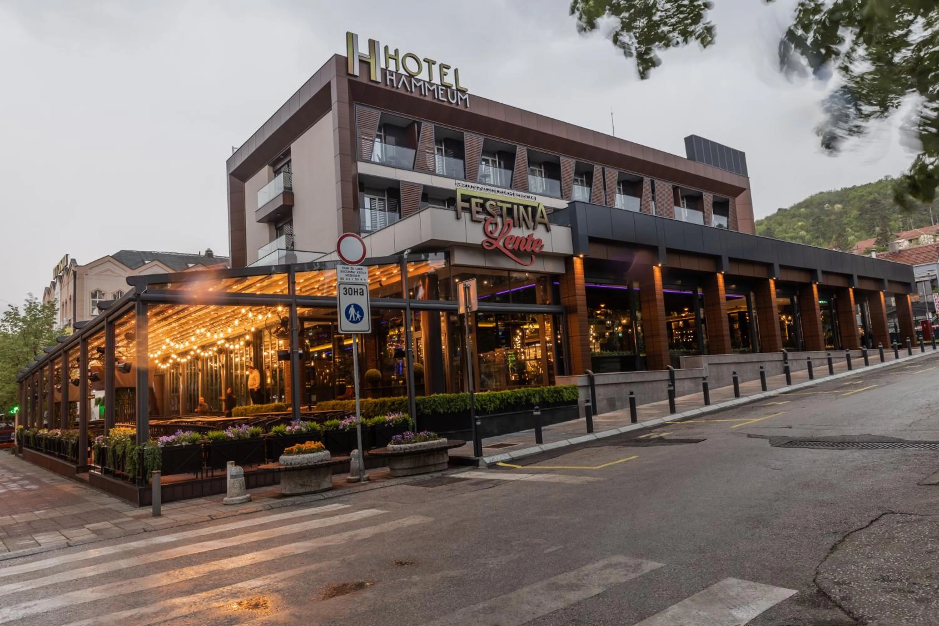 Property building in Hammeum Hotel