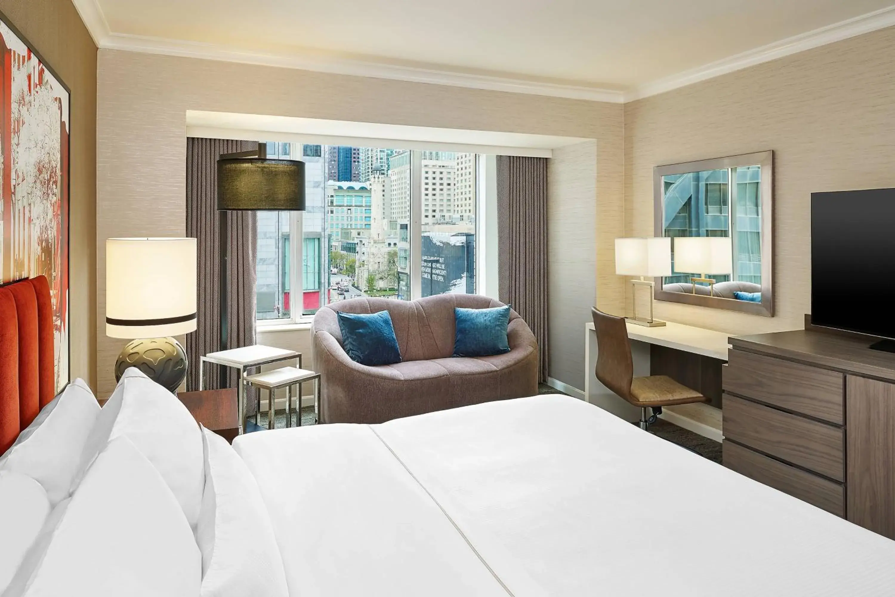 Deluxe King Room with City View in The Westin Michigan Avenue Chicago Deluxe King Room with City View in The Westin Michigan Avenue Chicago