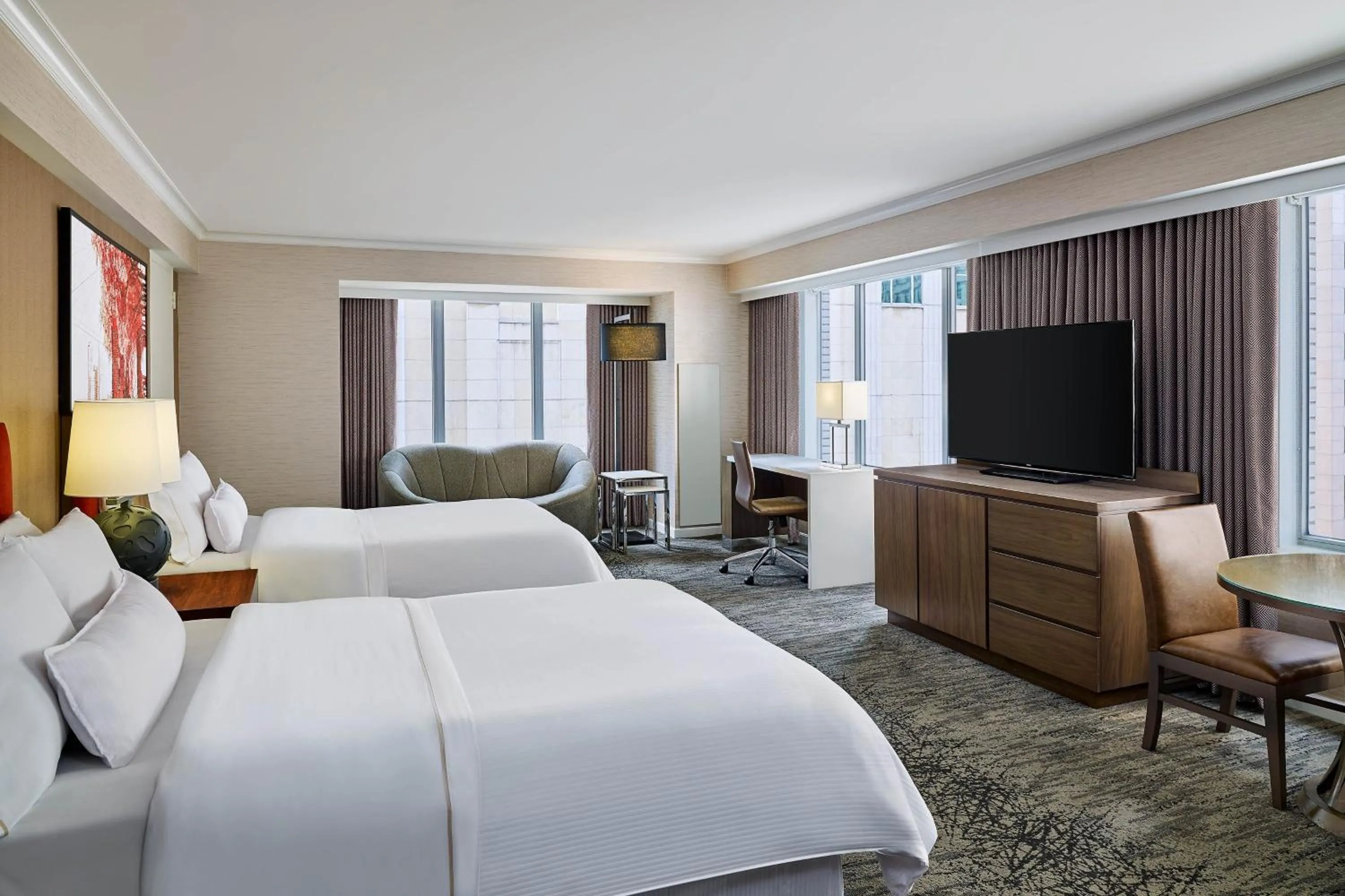 Photo of the whole room, Bed in The Westin Michigan Avenue Chicago