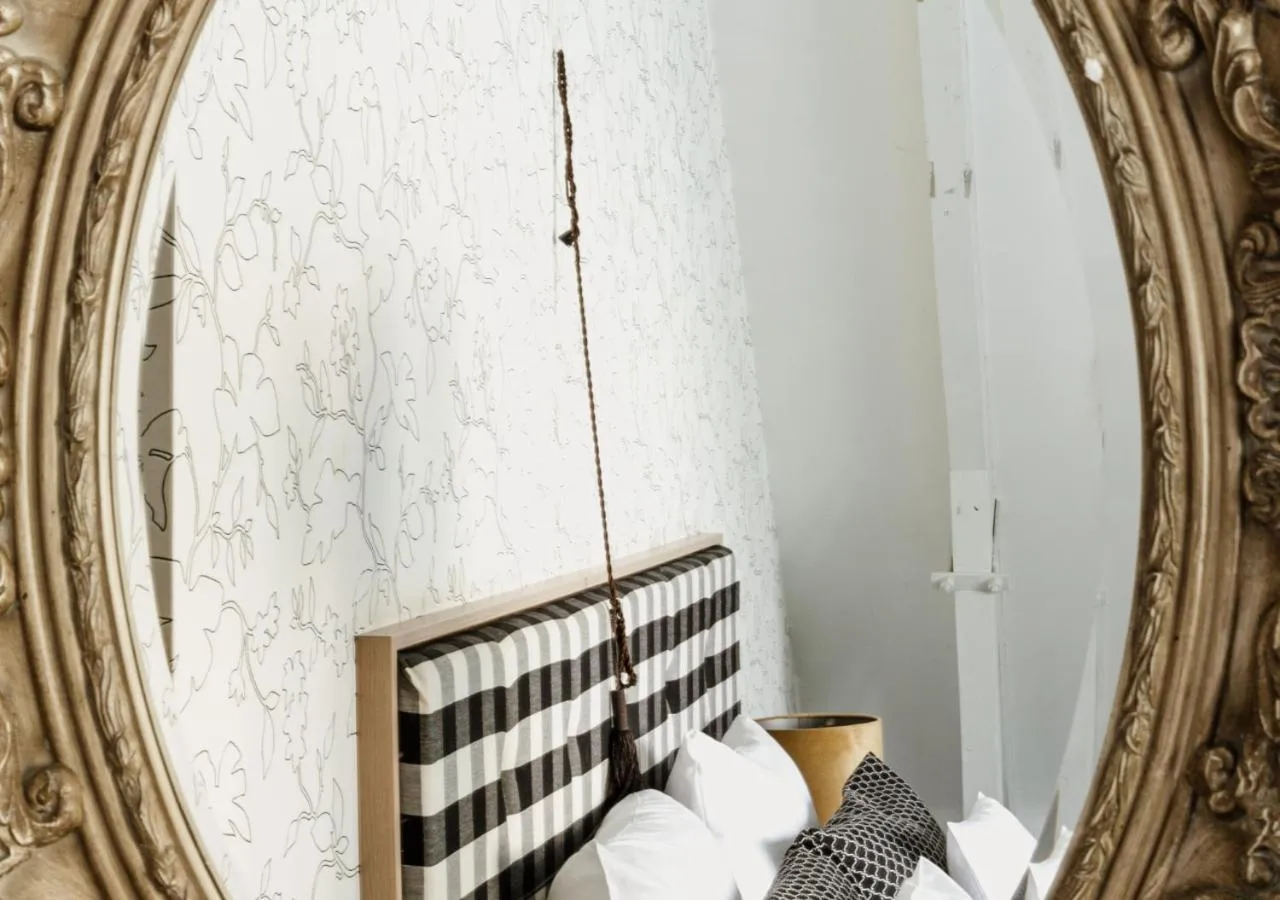 Bed in Landgoed Huize Bergen Den Bosch - Vught