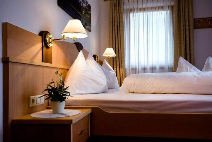 Bedroom, Bed in Hotel Pfandleralm