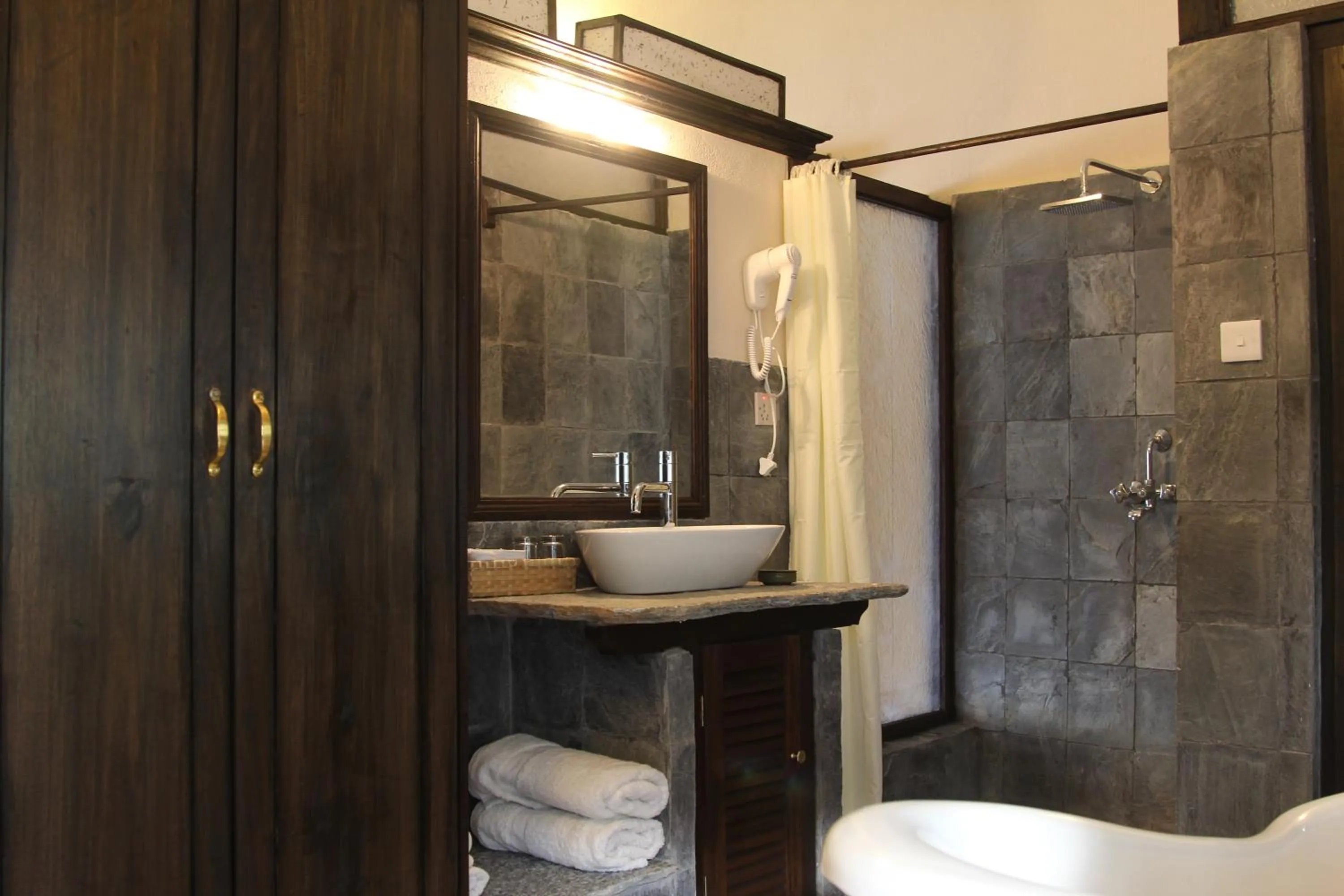 Bathroom in The Begnas Lake Resort & Villas