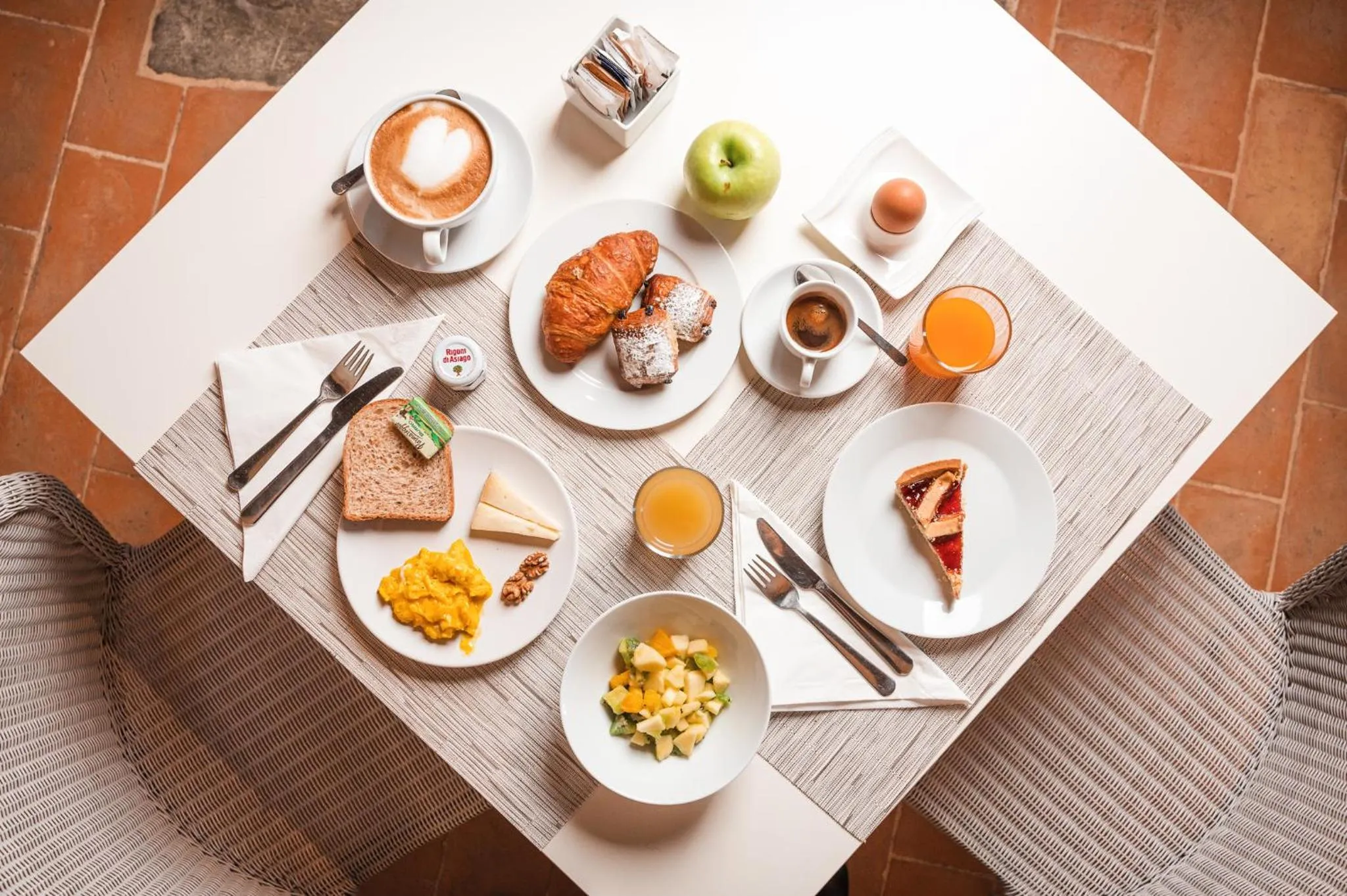 Breakfast in Nikis Resort