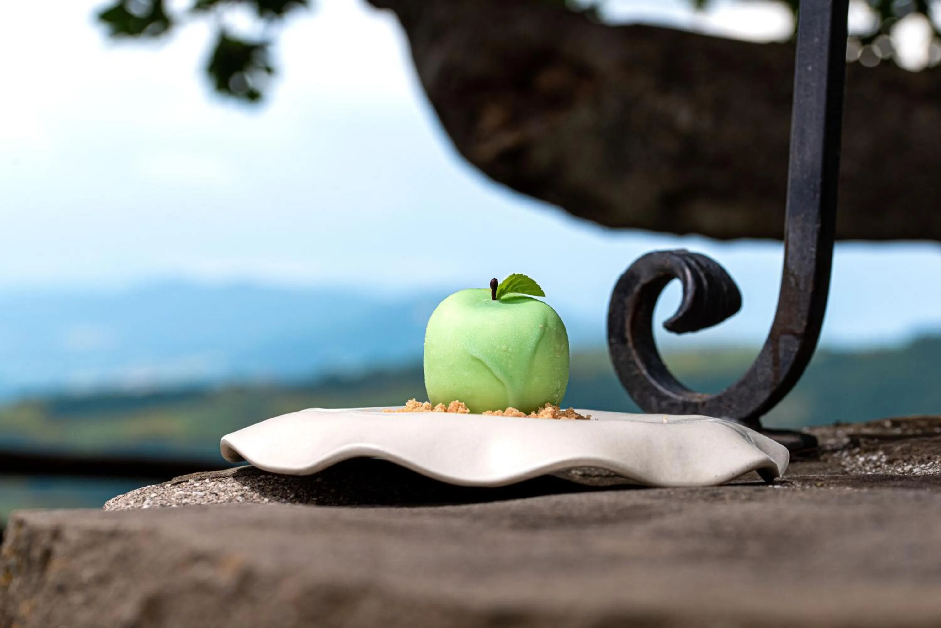 Restaurant/places to eat in Nikis Resort