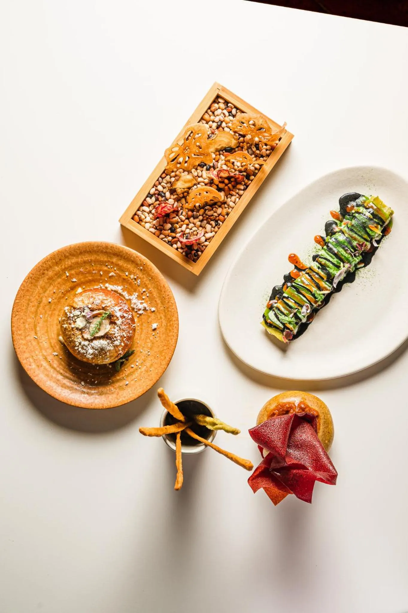 Restaurant/places to eat in Nikis Resort