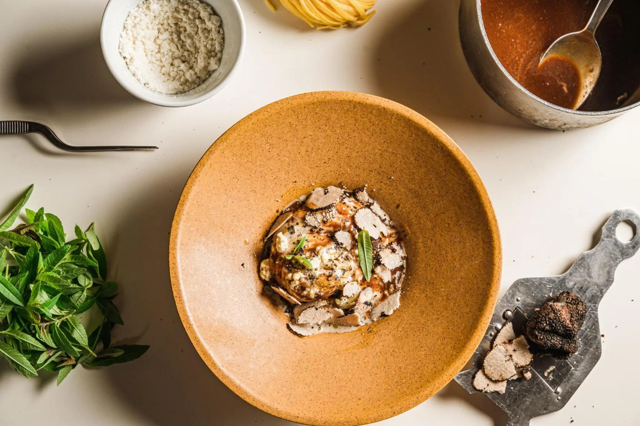 Restaurant/places to eat in Nikis Resort