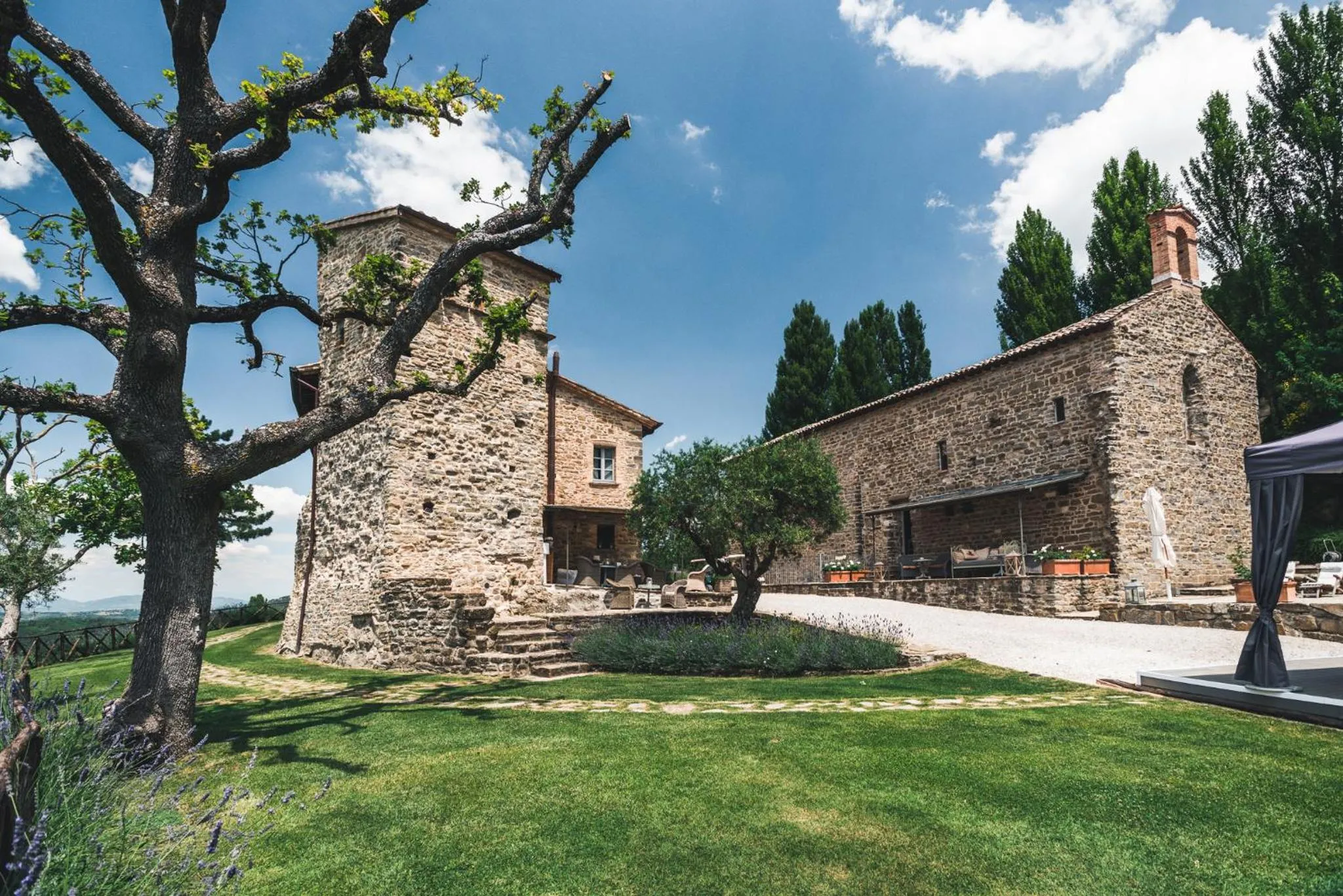 Property building in Nikis Resort