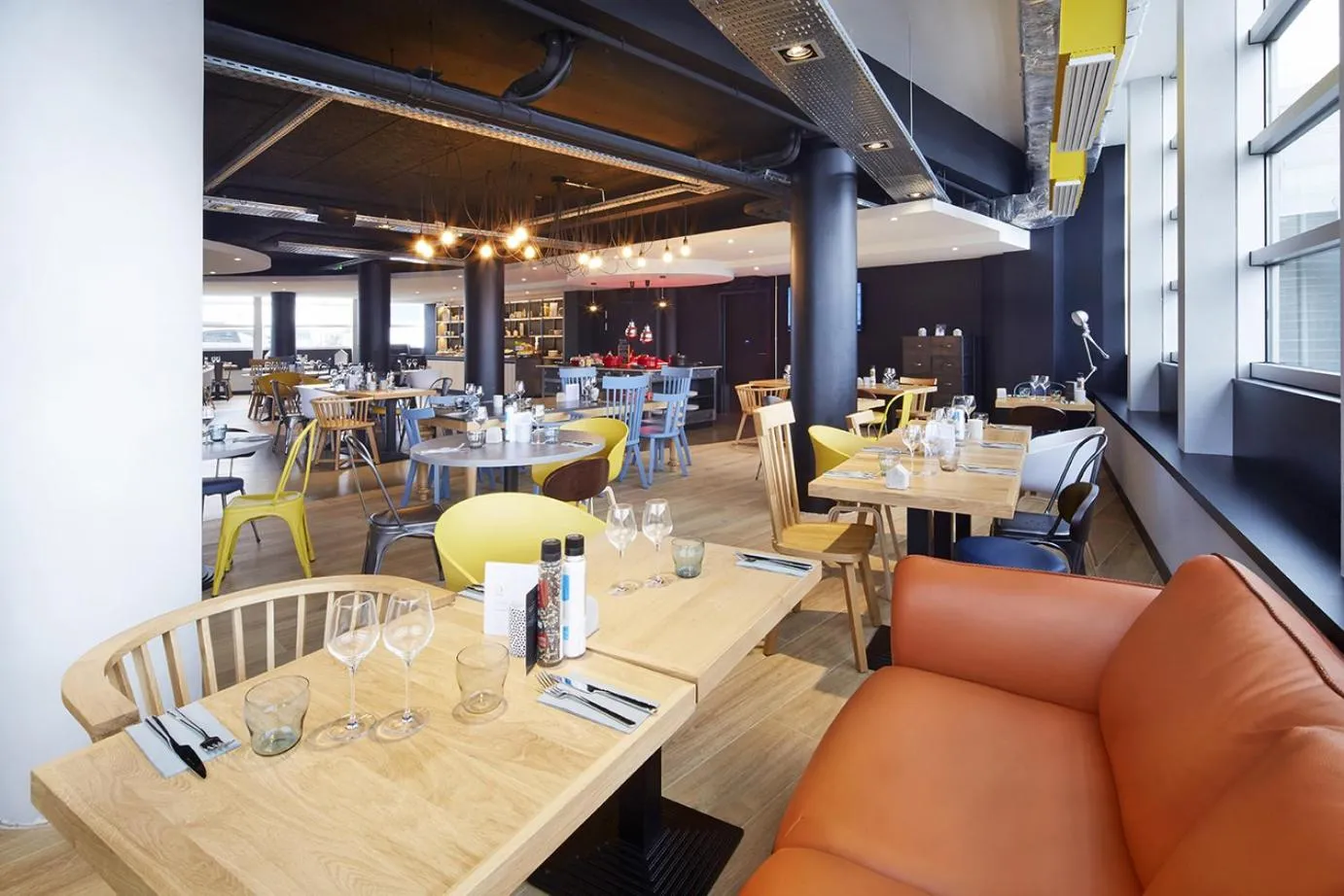 Restaurant/places to eat in Radisson Hotel Paris Le Bourget