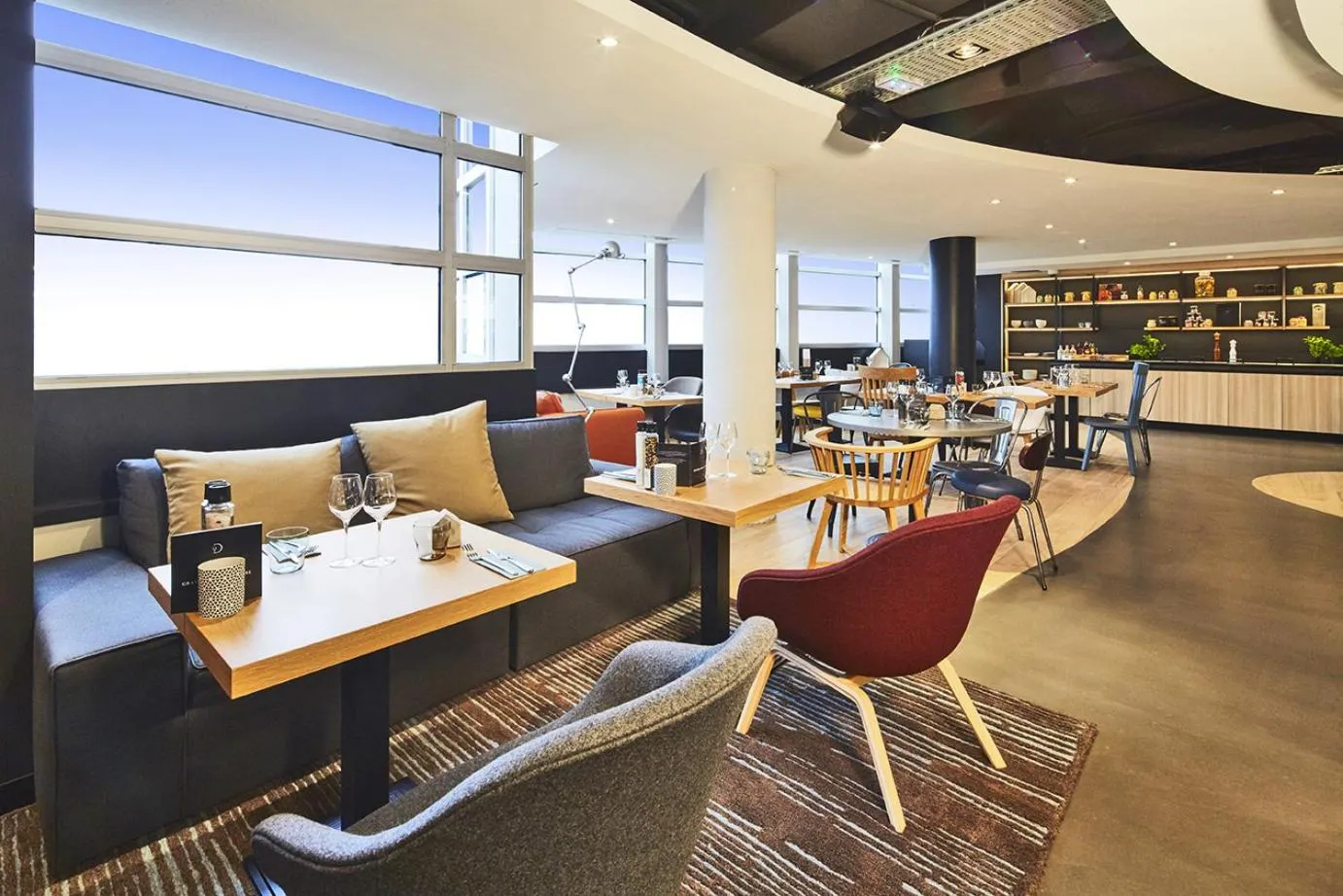 Restaurant/places to eat in Radisson Hotel Paris Le Bourget