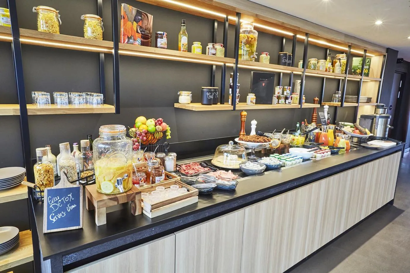 Breakfast in Radisson Hotel Paris Le Bourget