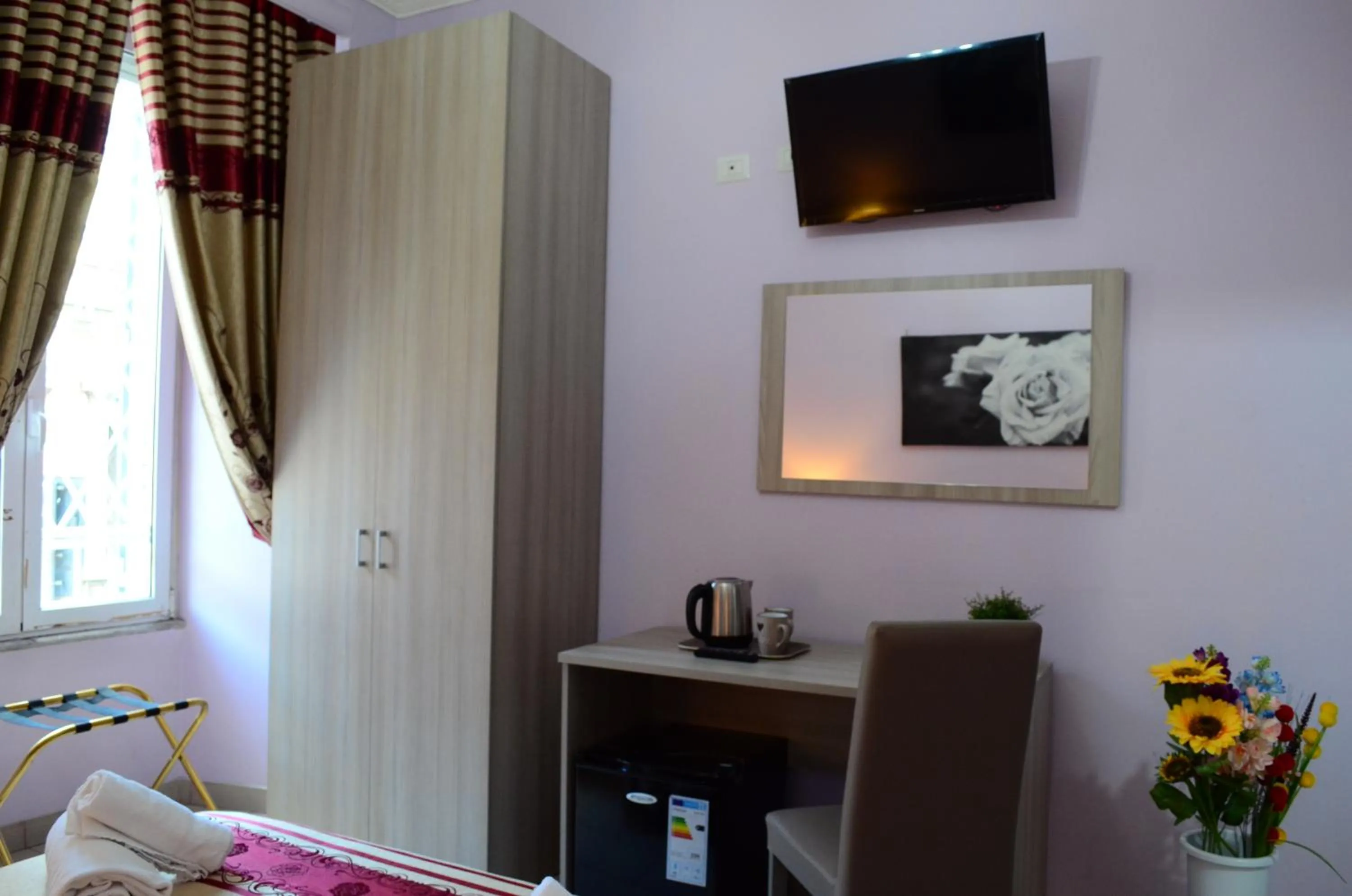 Photo of the whole room, Bed in B&B Roma Castle Termini