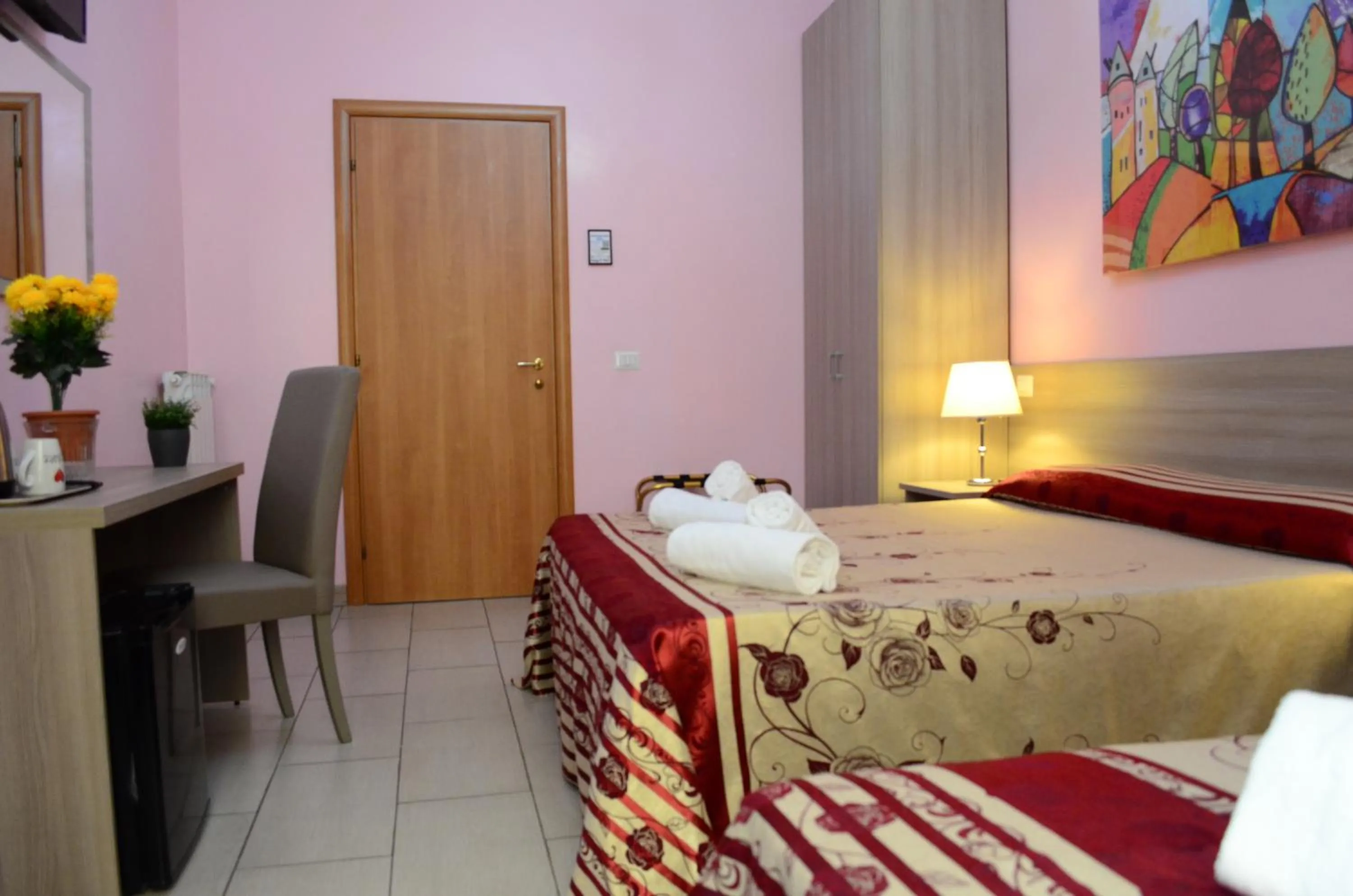 Photo of the whole room, Bed in B&B Roma Castle Termini