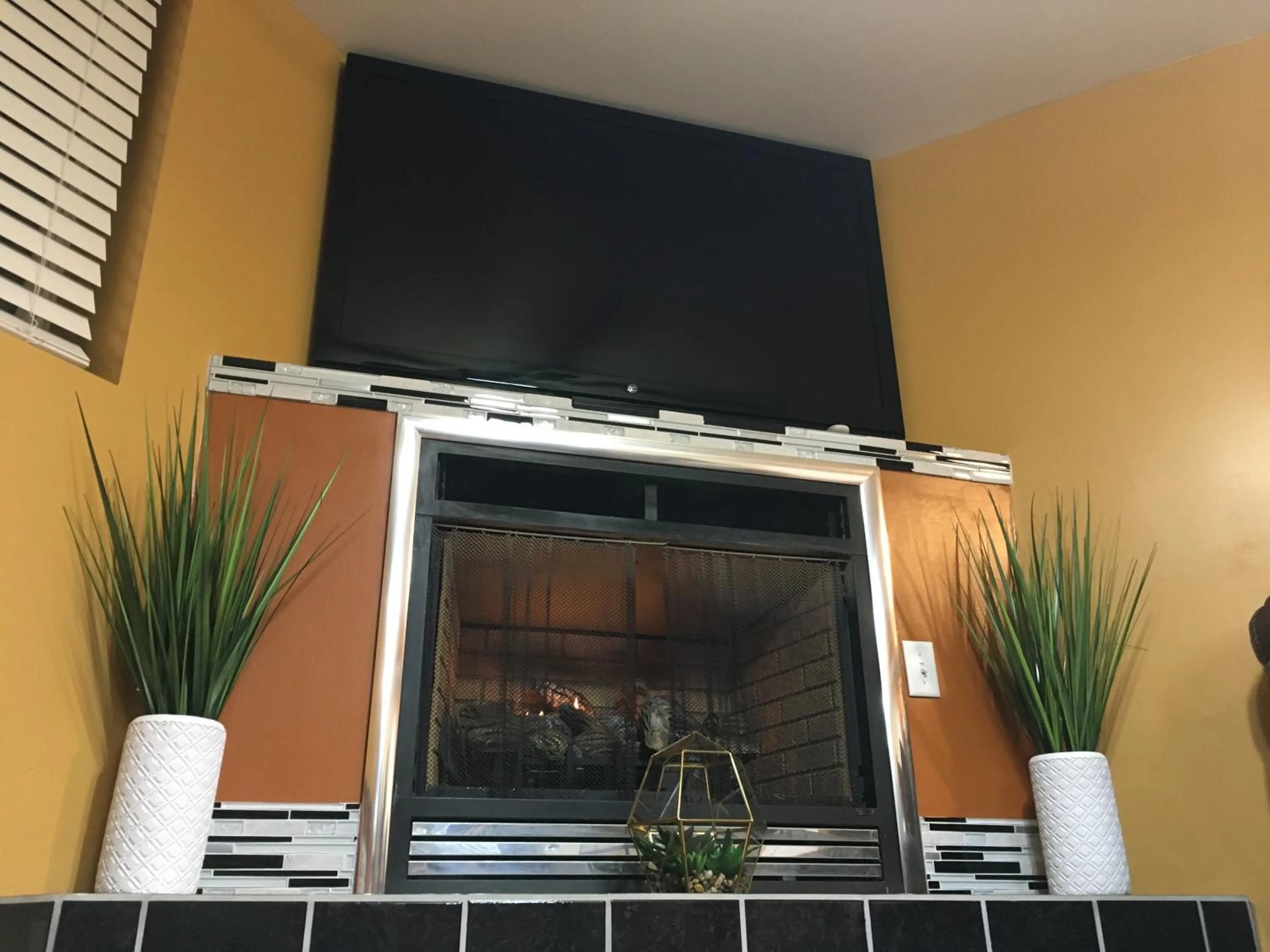 TV and multimedia in Your Midwest Dunes Vacation Tri-State Paradise!