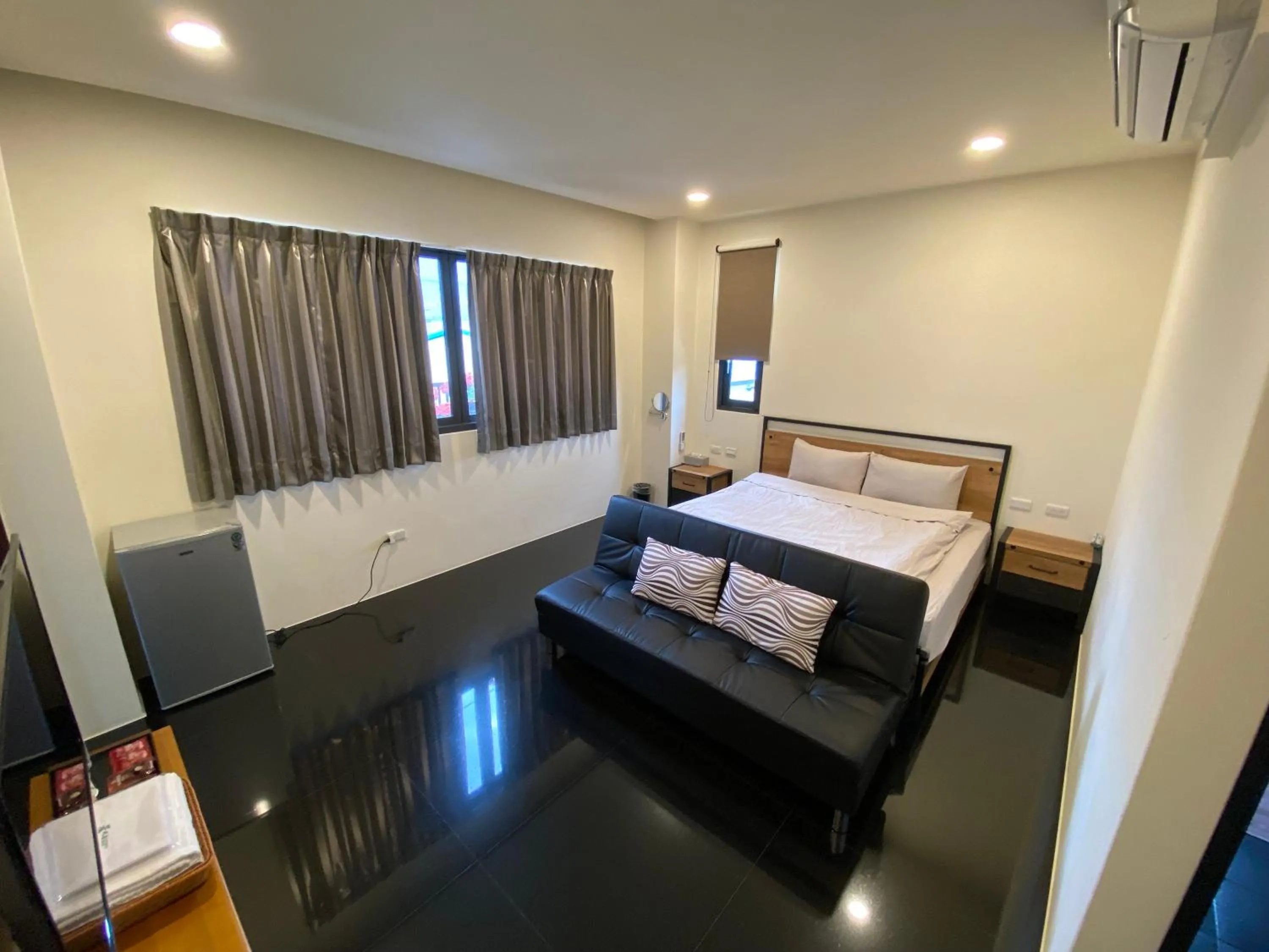 Photo of the whole room, Bed in 晨民宿 Morning Homestay