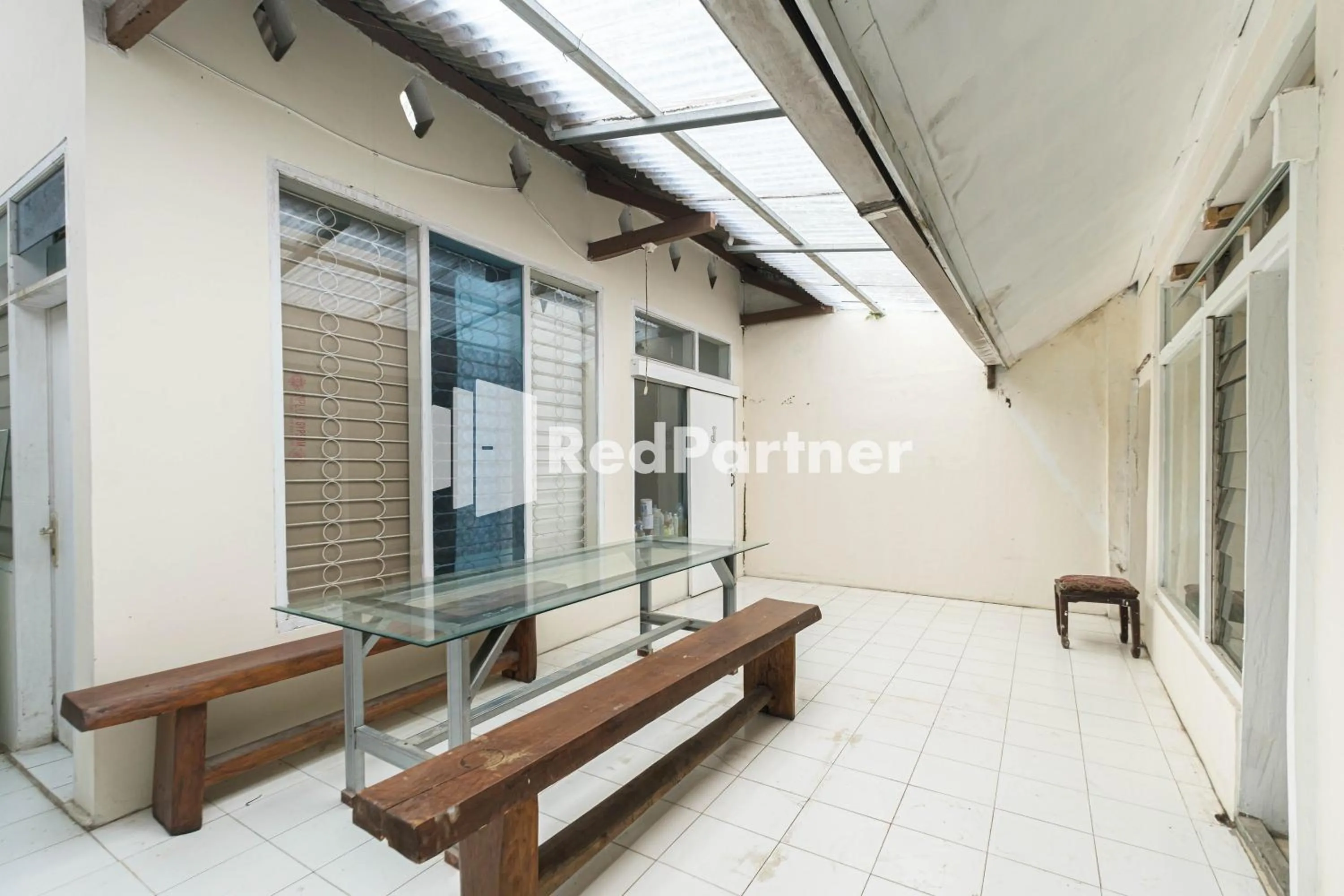 Seating area in Pondok Cahya Panorama Lembang RedPartner