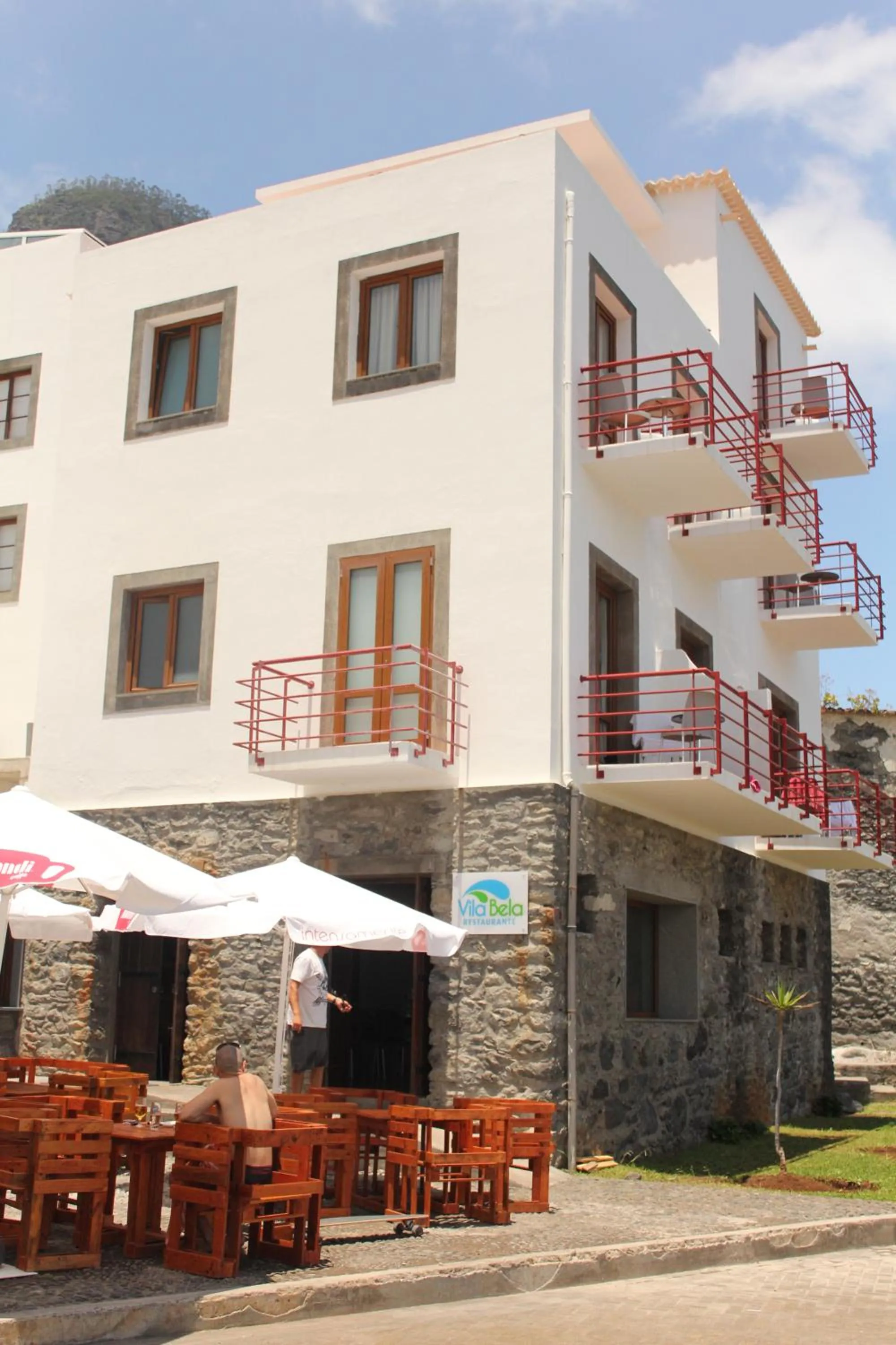 Facade/entrance in Hotel Vila Bela