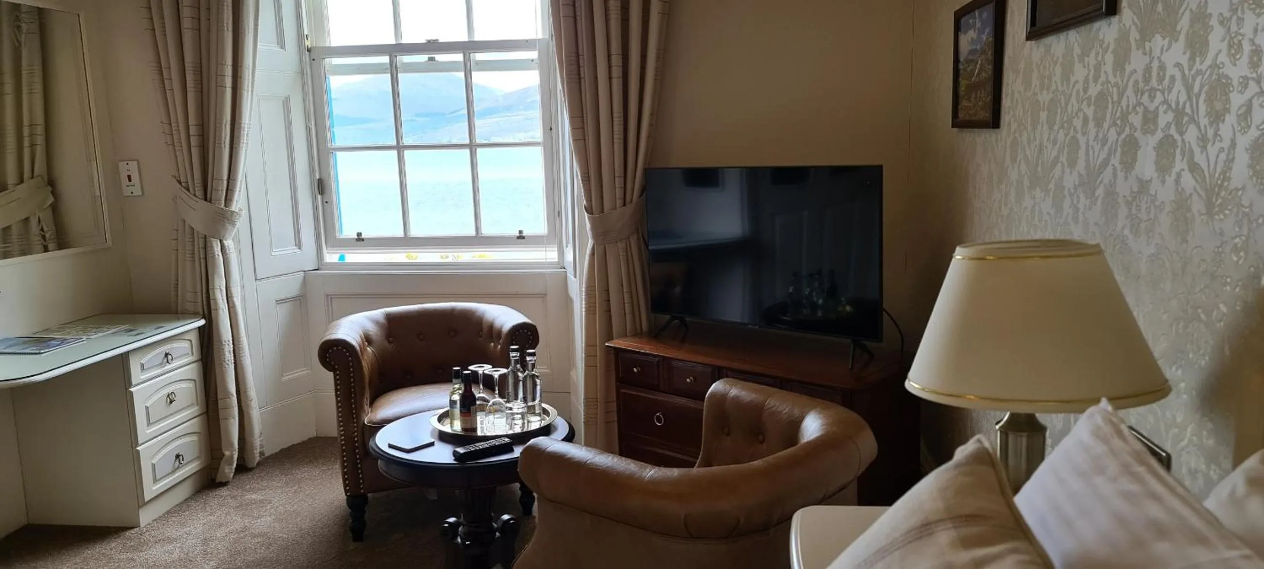 CREAG DHUBH COUNTRY HOUSE