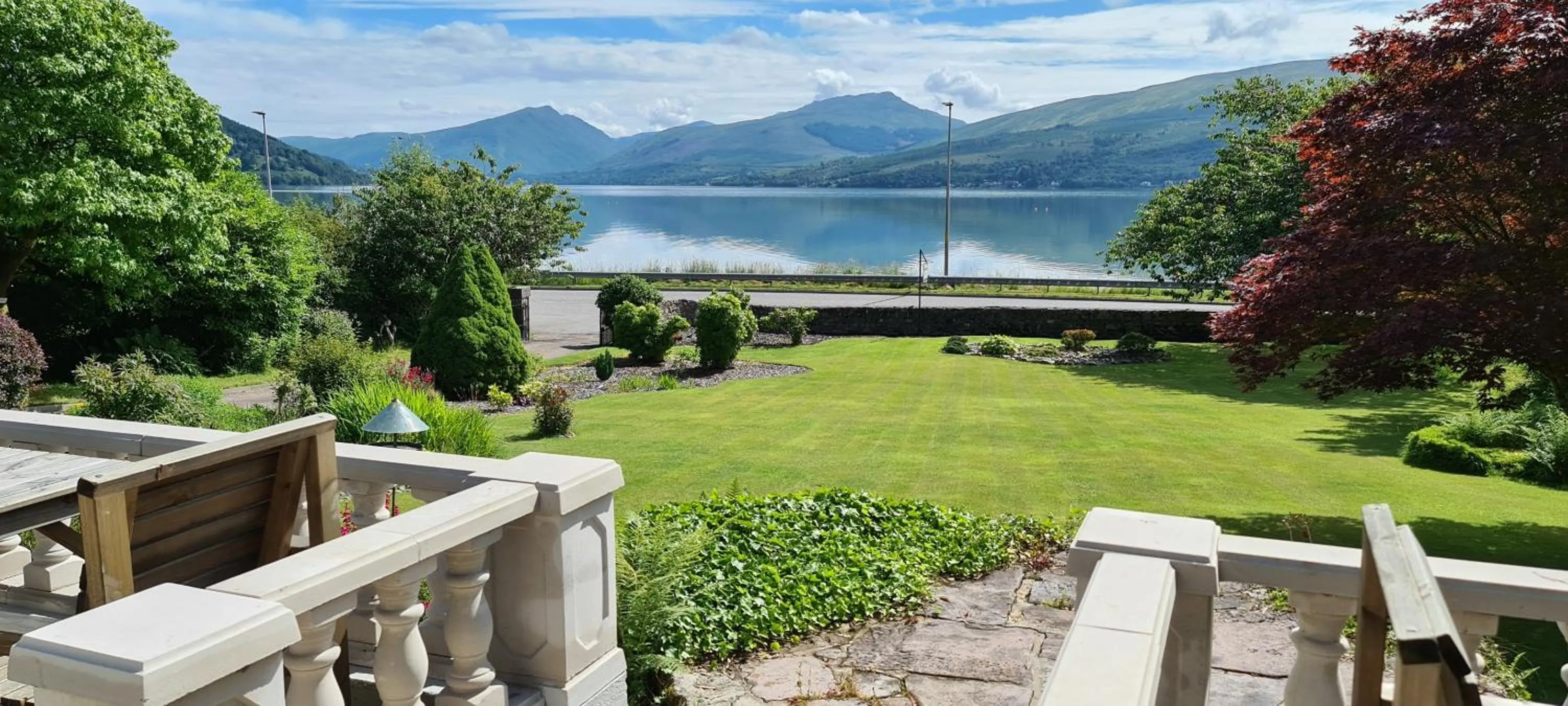 CREAG DHUBH COUNTRY HOUSE