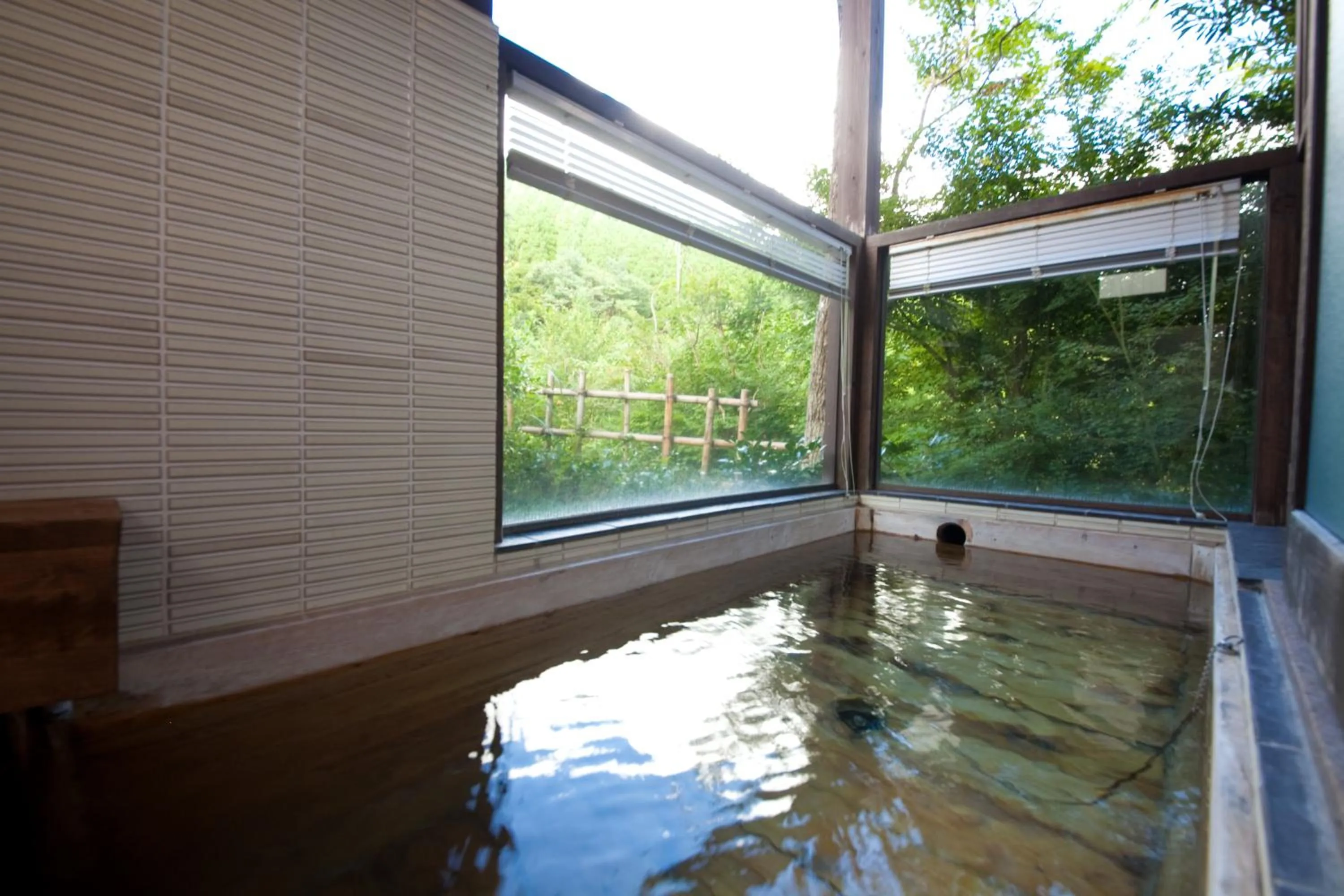 Hot Spring Bath in Yufuin Gettouan