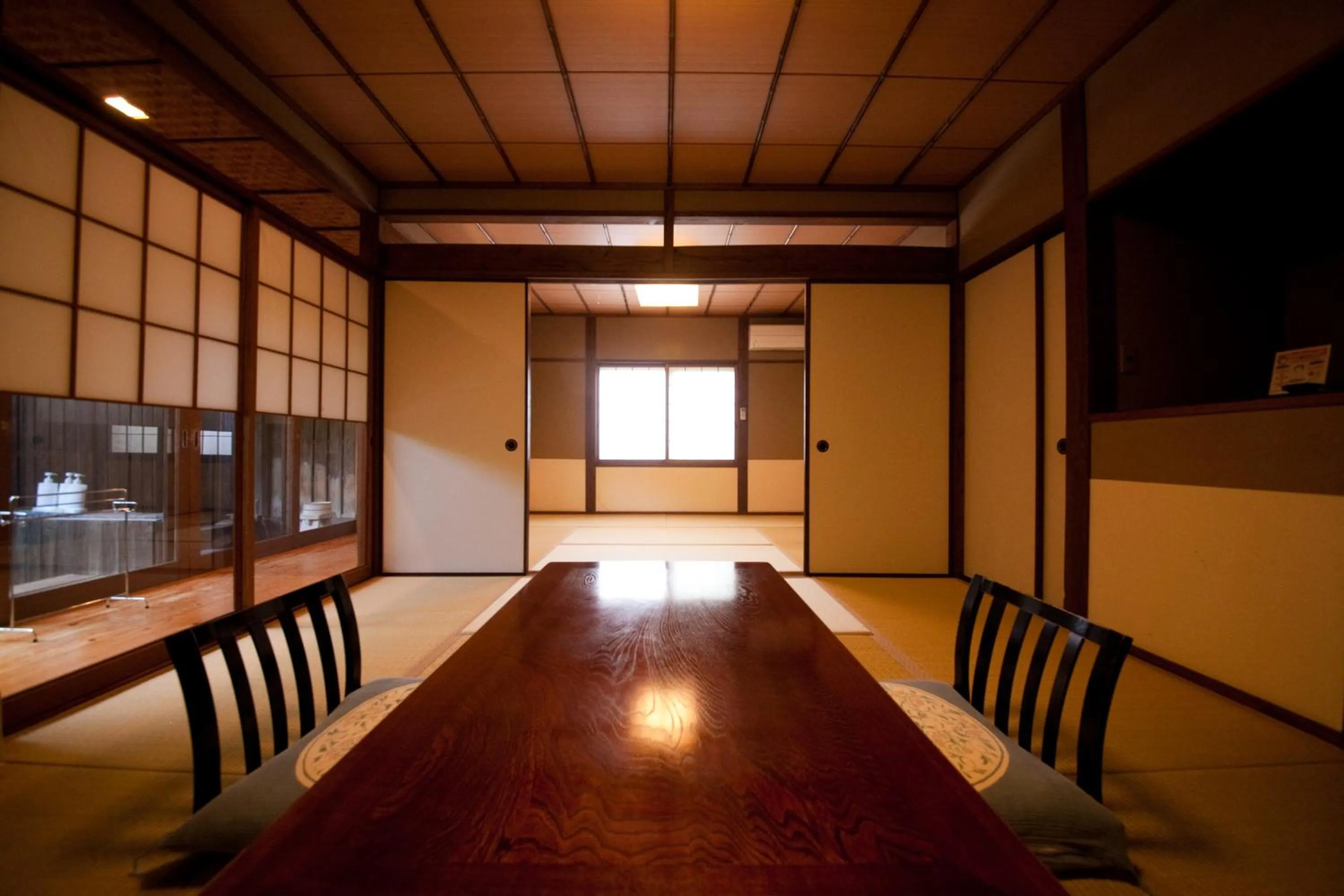 Photo of the whole room in Yufuin Gettouan