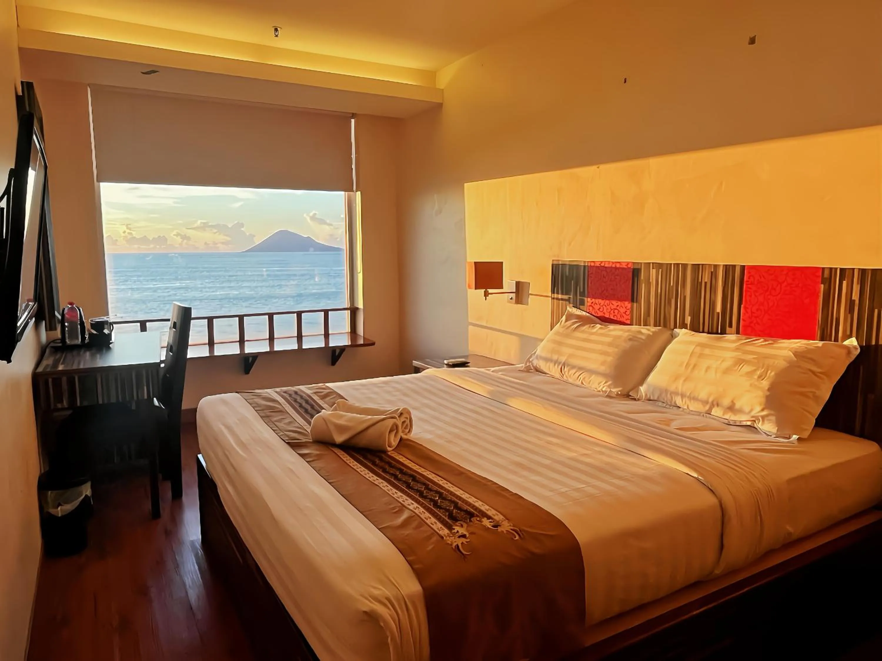 Bed in Lion Hotel & Plaza Manado