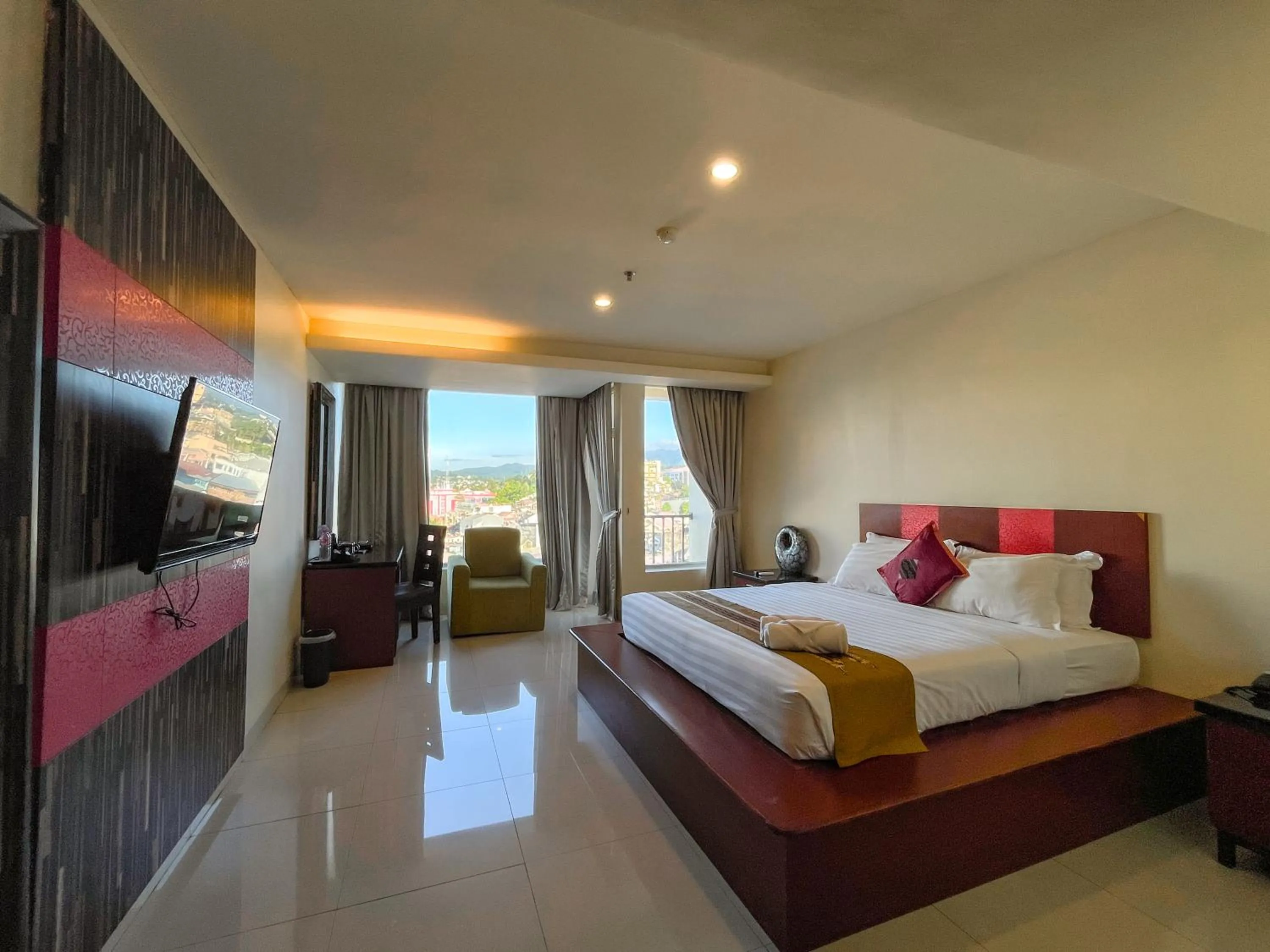Bed in Lion Hotel & Plaza Manado