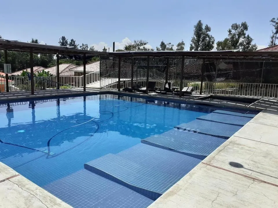 Swimming pool in Hotel Chapala Country