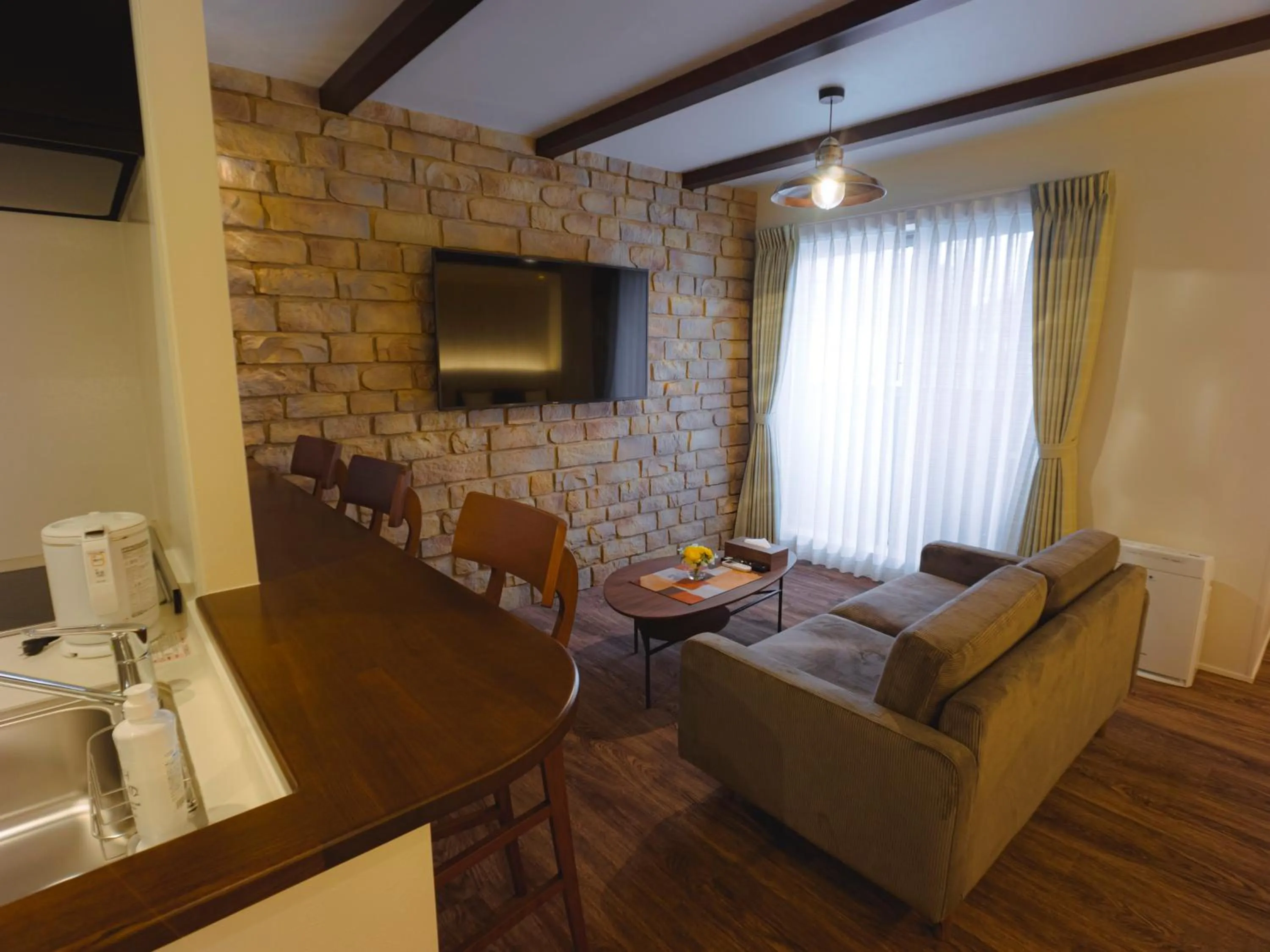 Photo of the whole room in GRAND BASE Hakata Sumiyoshi