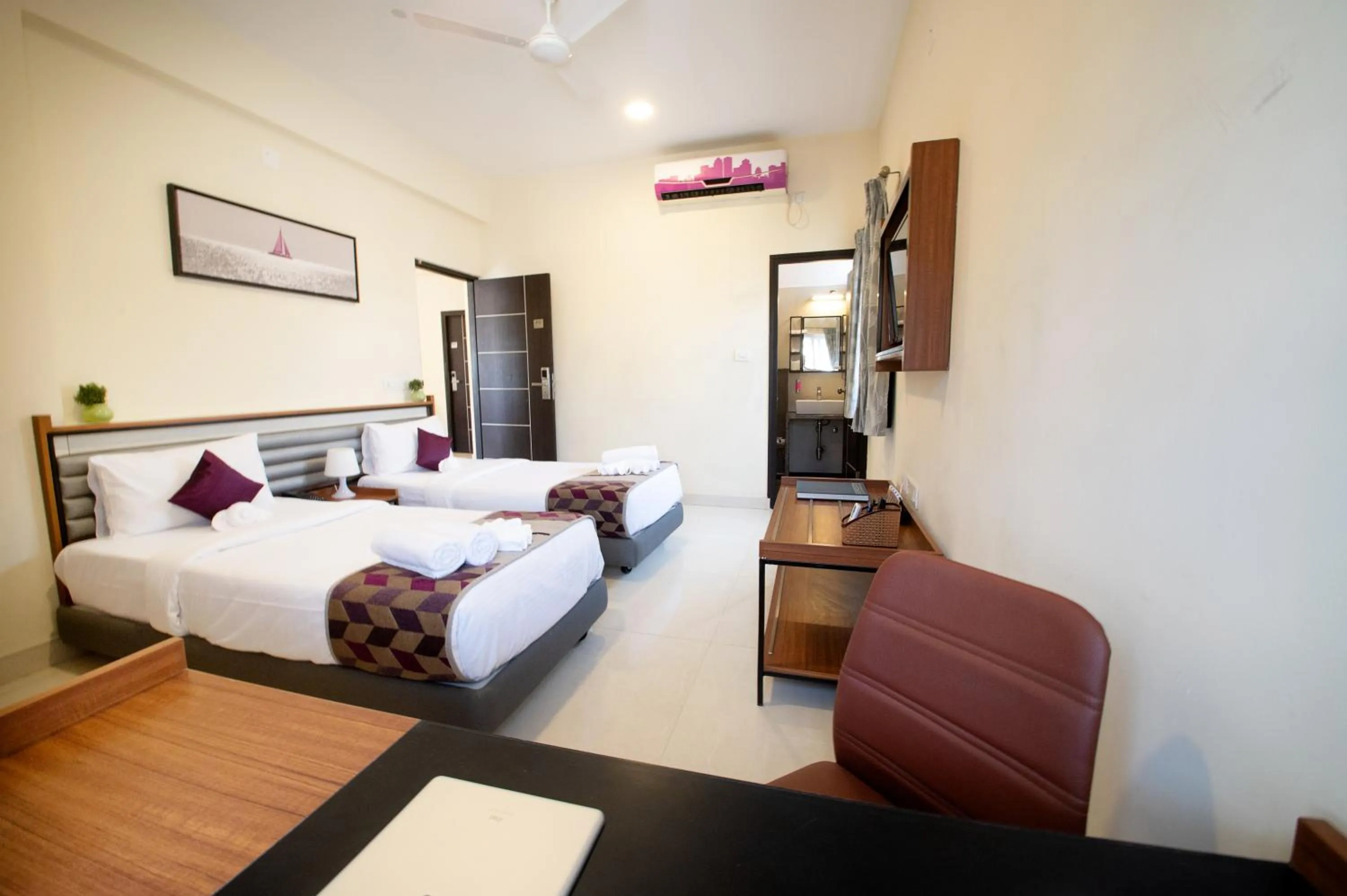 Bed in Purple Cloud Urban