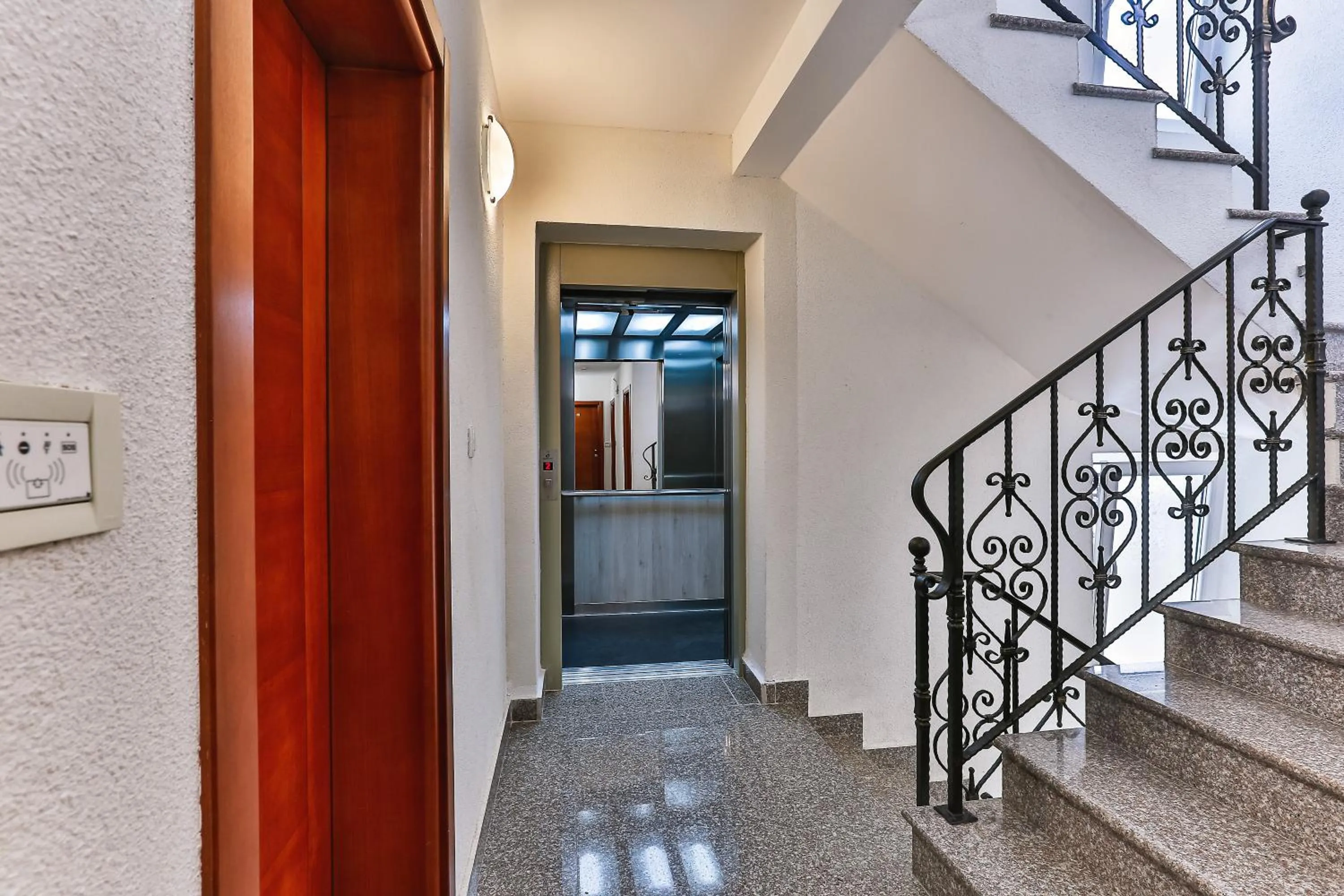 elevator in Villa Skyprime