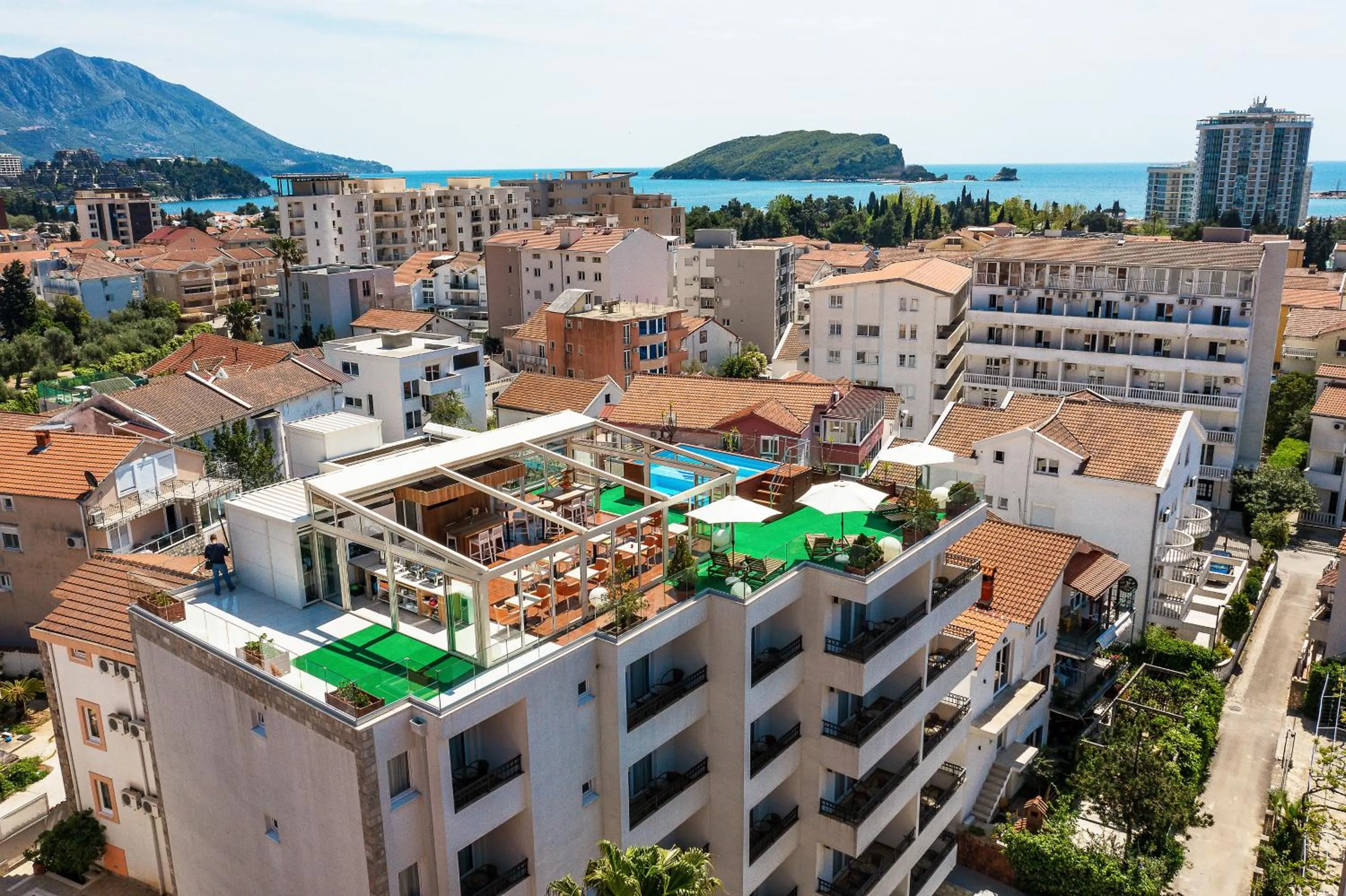 Property building in Villa Skyprime