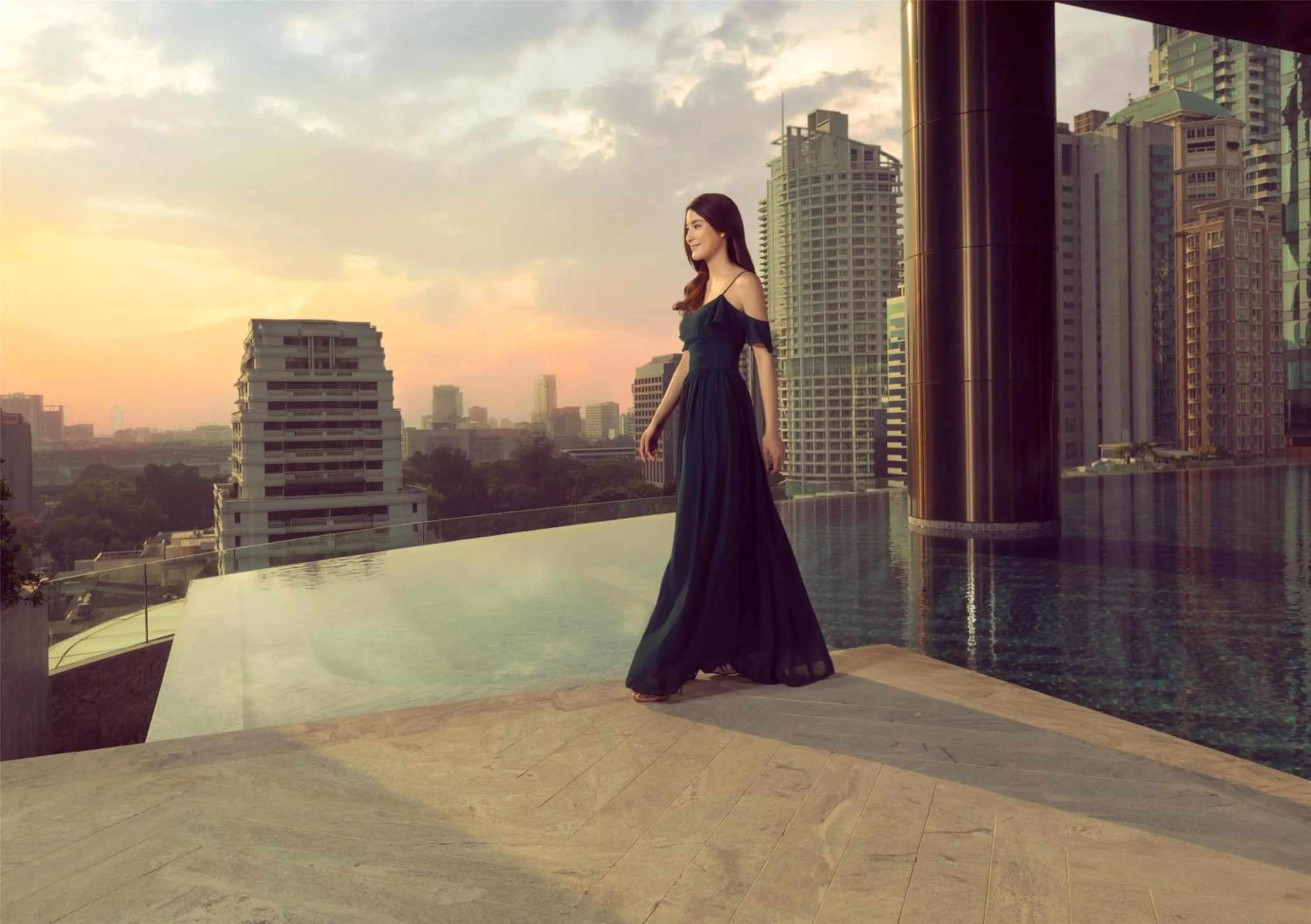 Pool view in Sindhorn Kempinski Hotel Bangkok