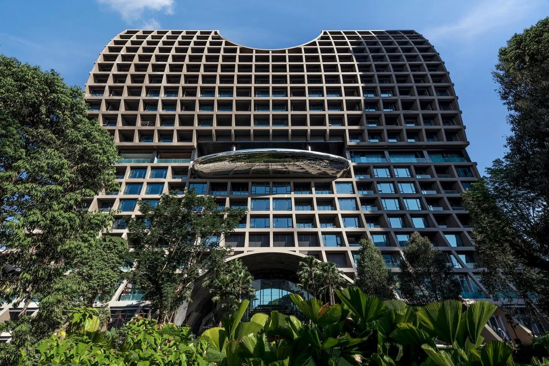 Property building in Sindhorn Kempinski Hotel Bangkok