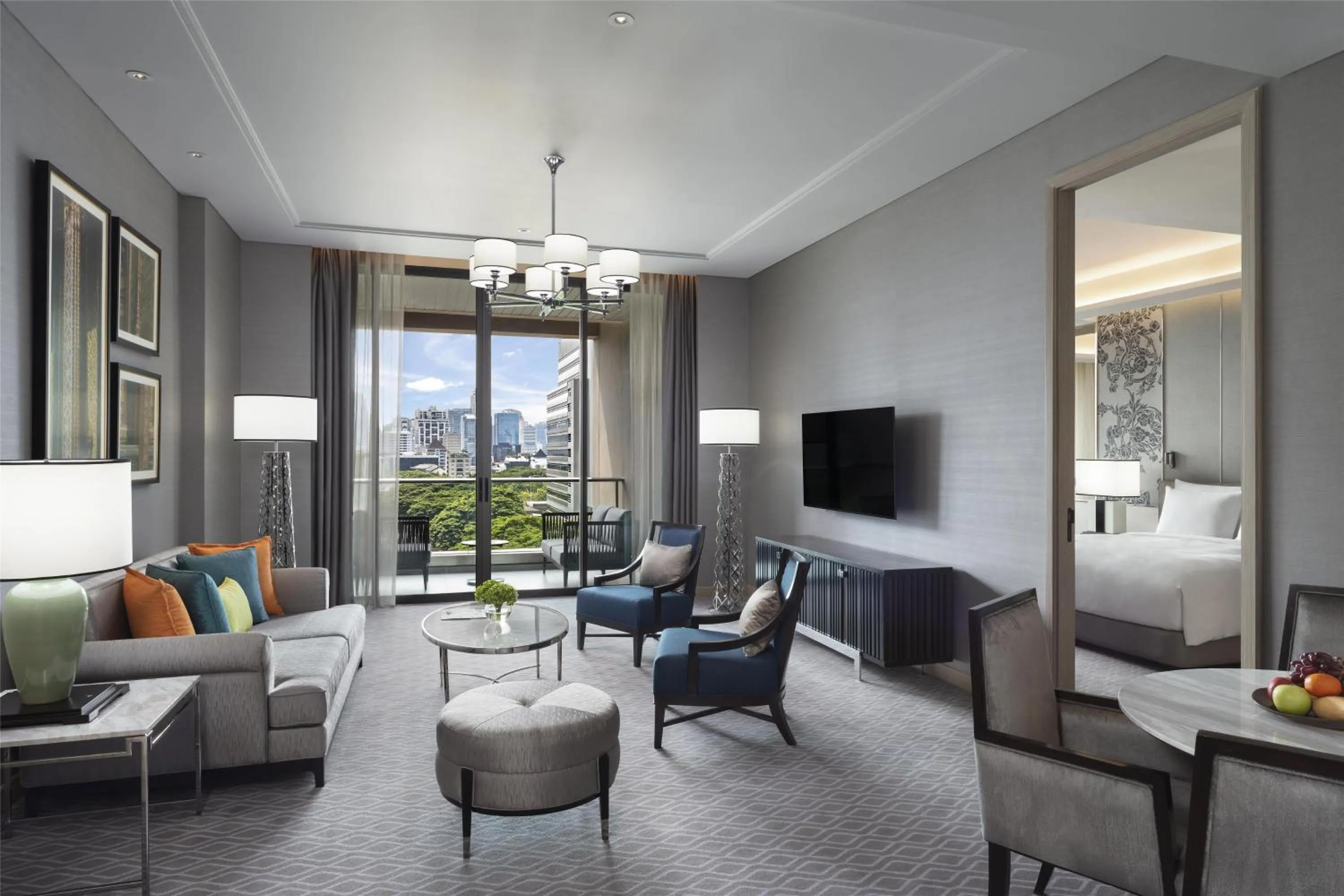 Photo of the whole room, Bed in Sindhorn Kempinski Hotel Bangkok