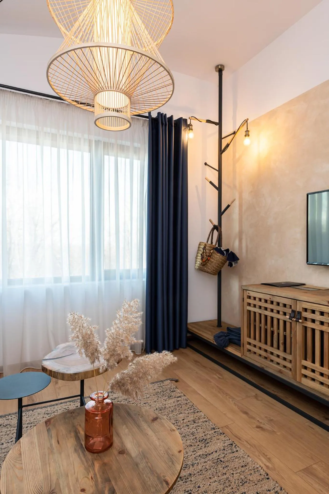 Decorative detail, Bed in Utopia Forest