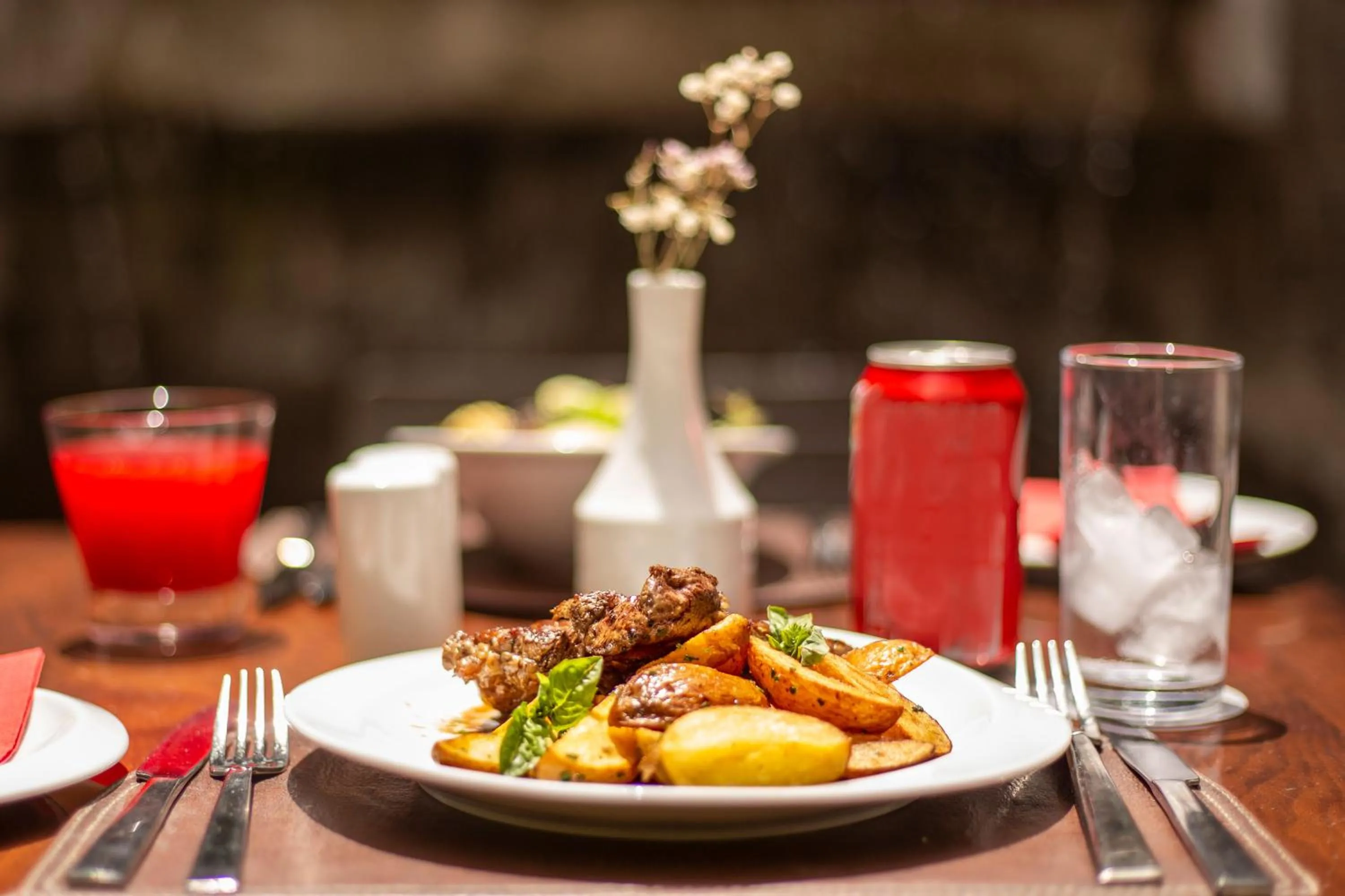 Restaurant/places to eat in abba Presidente Suites Santiago