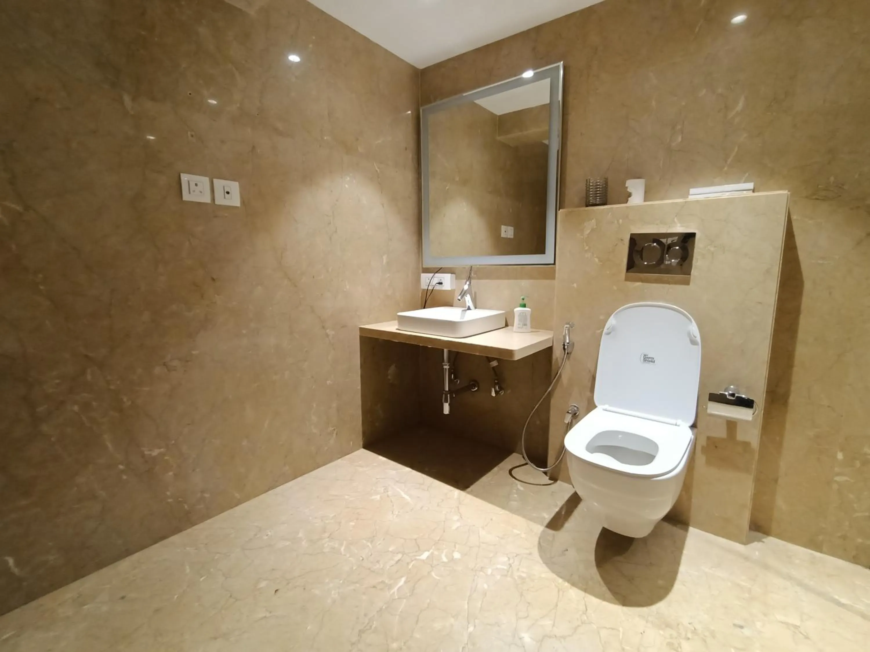 Toilet in Hotel Highway Inn Andheri East